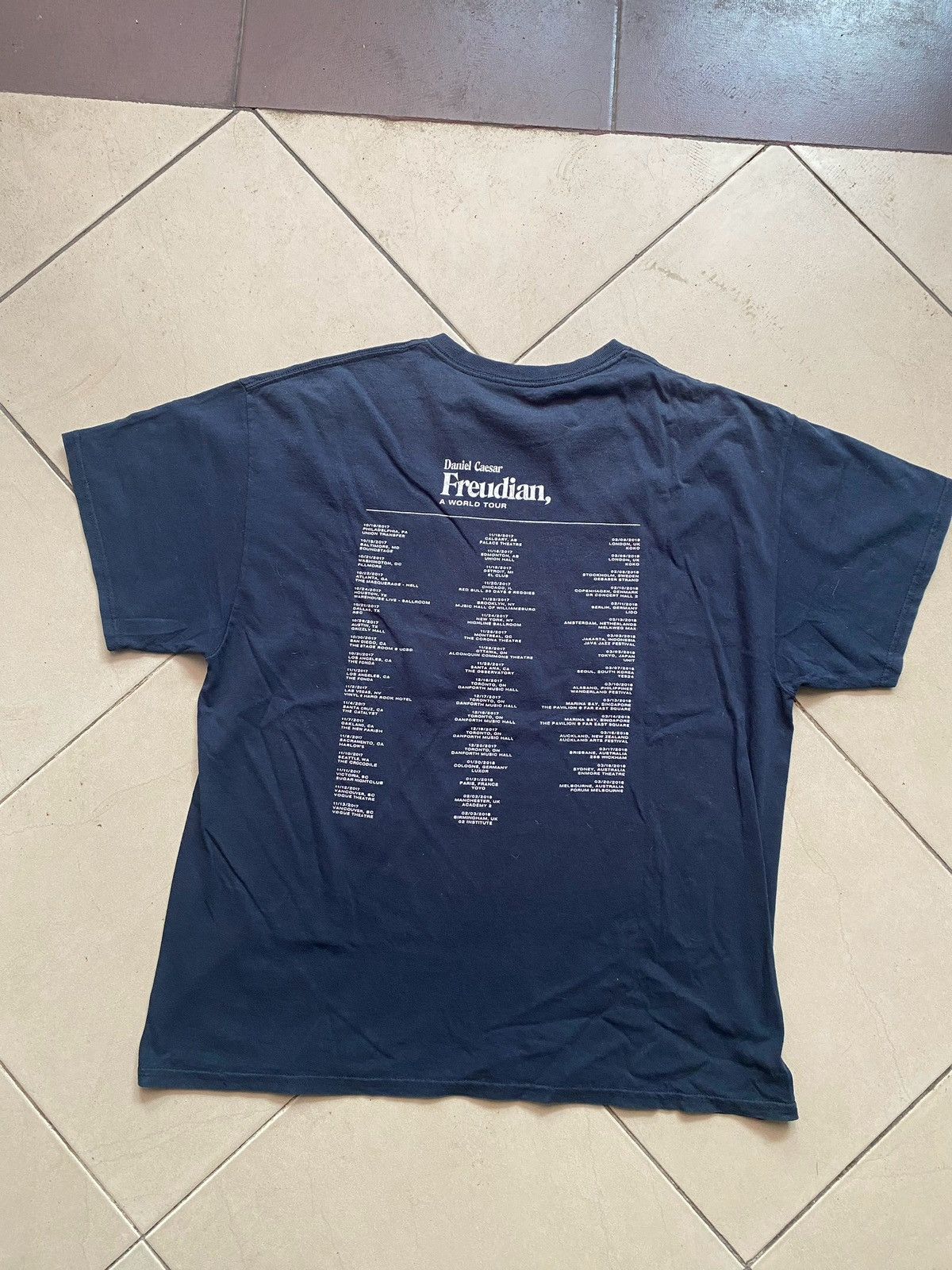 Band Tees RARE Daniel caesar freudian shirt Size US XL / EU 56 / 4 - 4 Thumbnail