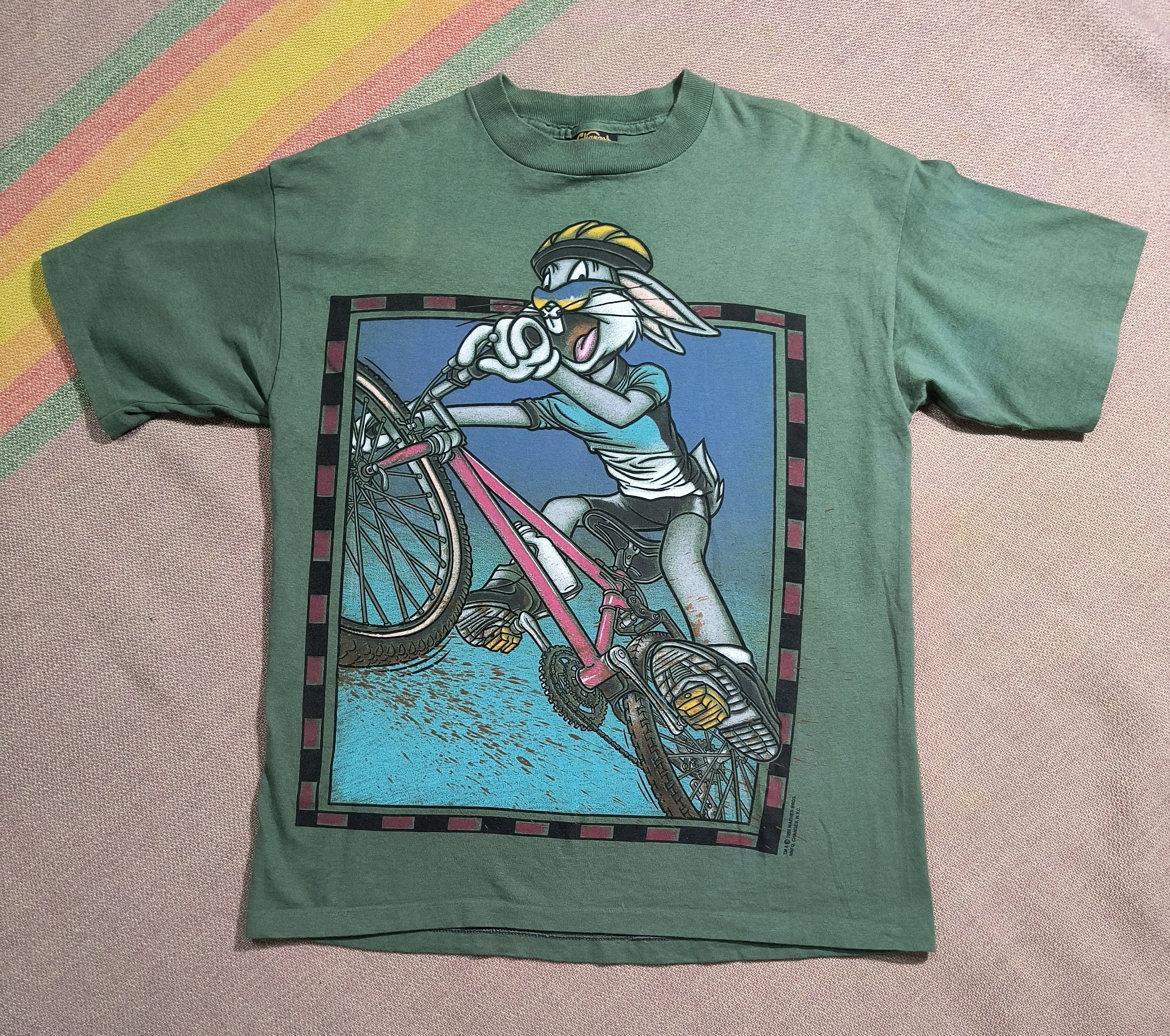 Changes Vintage Bugs Bunny bicyclist 1995 tee Size US L / EU 52-54 / 3 - 2 Thumbnail