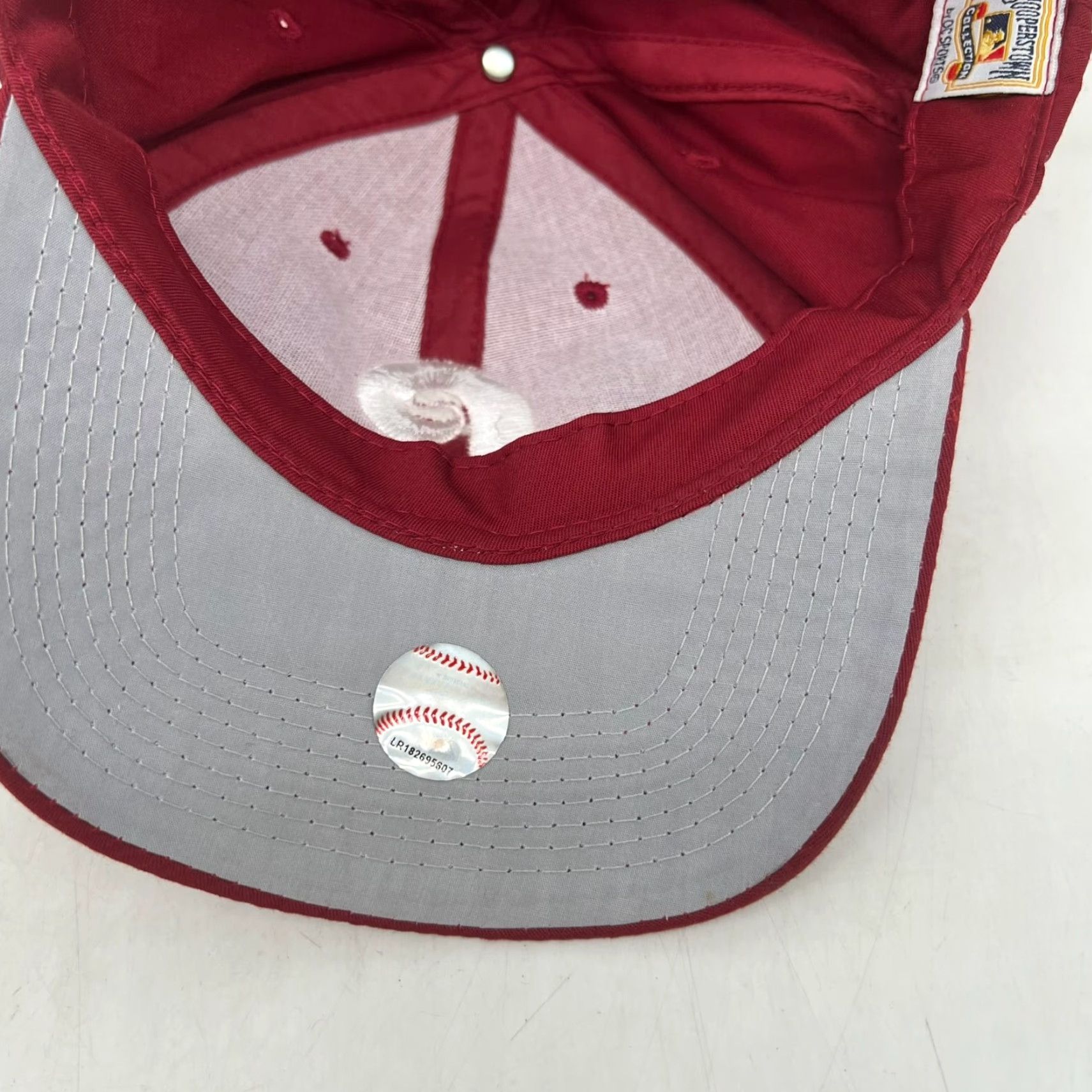 Vintage VINTAGE OC Sports Philadelphia Phillies Baseball Cap Adjustable One Size Red Astro Boy 90s Sports Mens Size ONE SIZE - 7 Thumbnail