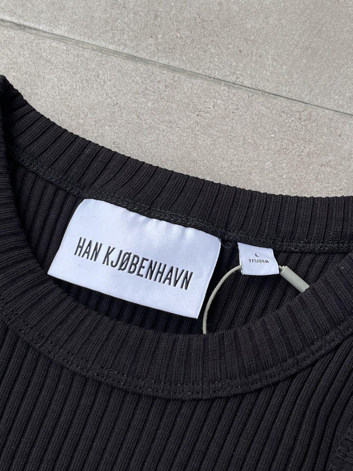 Han Kjobenhavn !DS! SS23 Han Kjobenhavn Cropped Racer Black Top Size US L / EU 52-54 / 3 - 15 Thumbnail