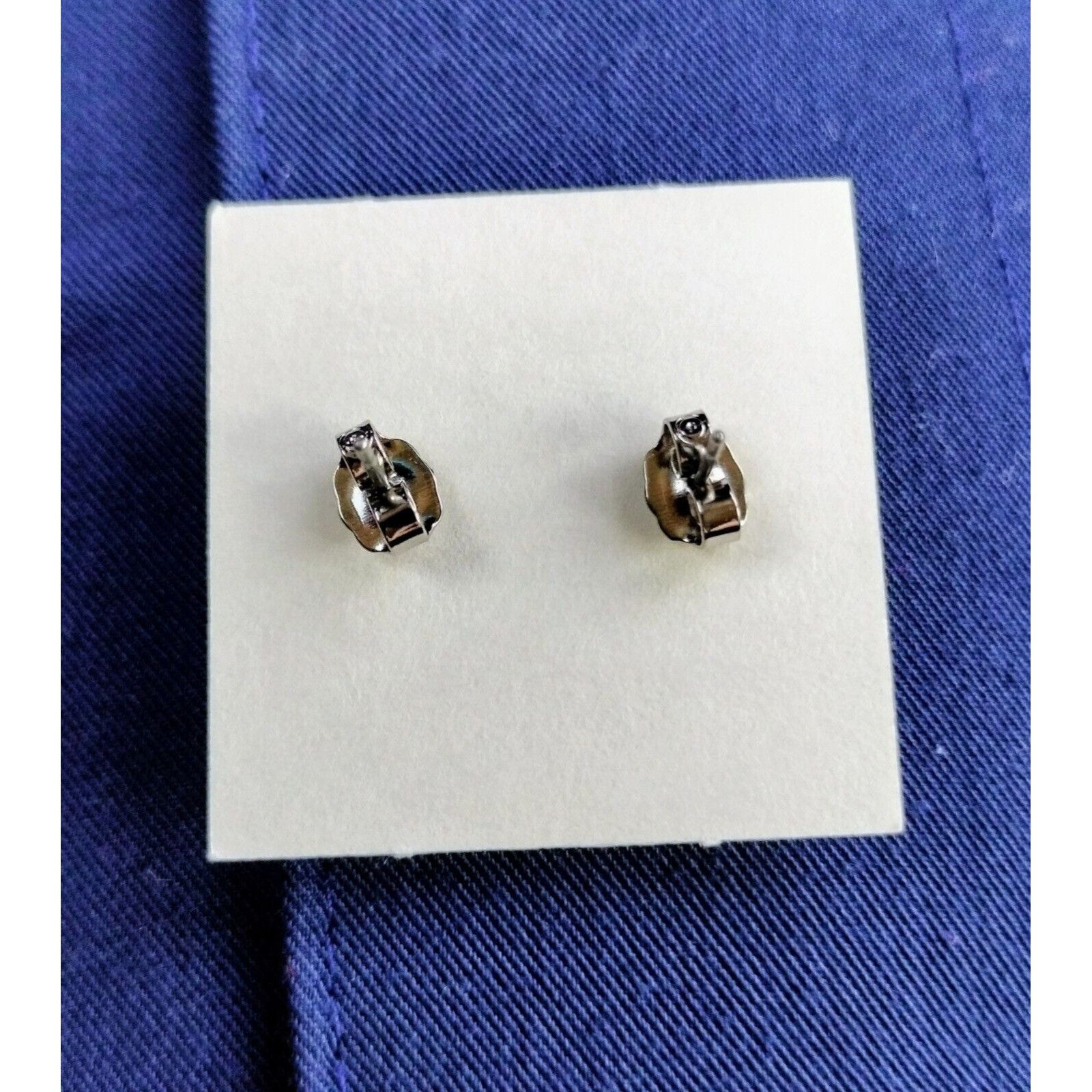 Vintage Vintage Avon 1991 Pierced Earrings Jingle Bells Christmas Si Size ONE SIZE - 7 Thumbnail