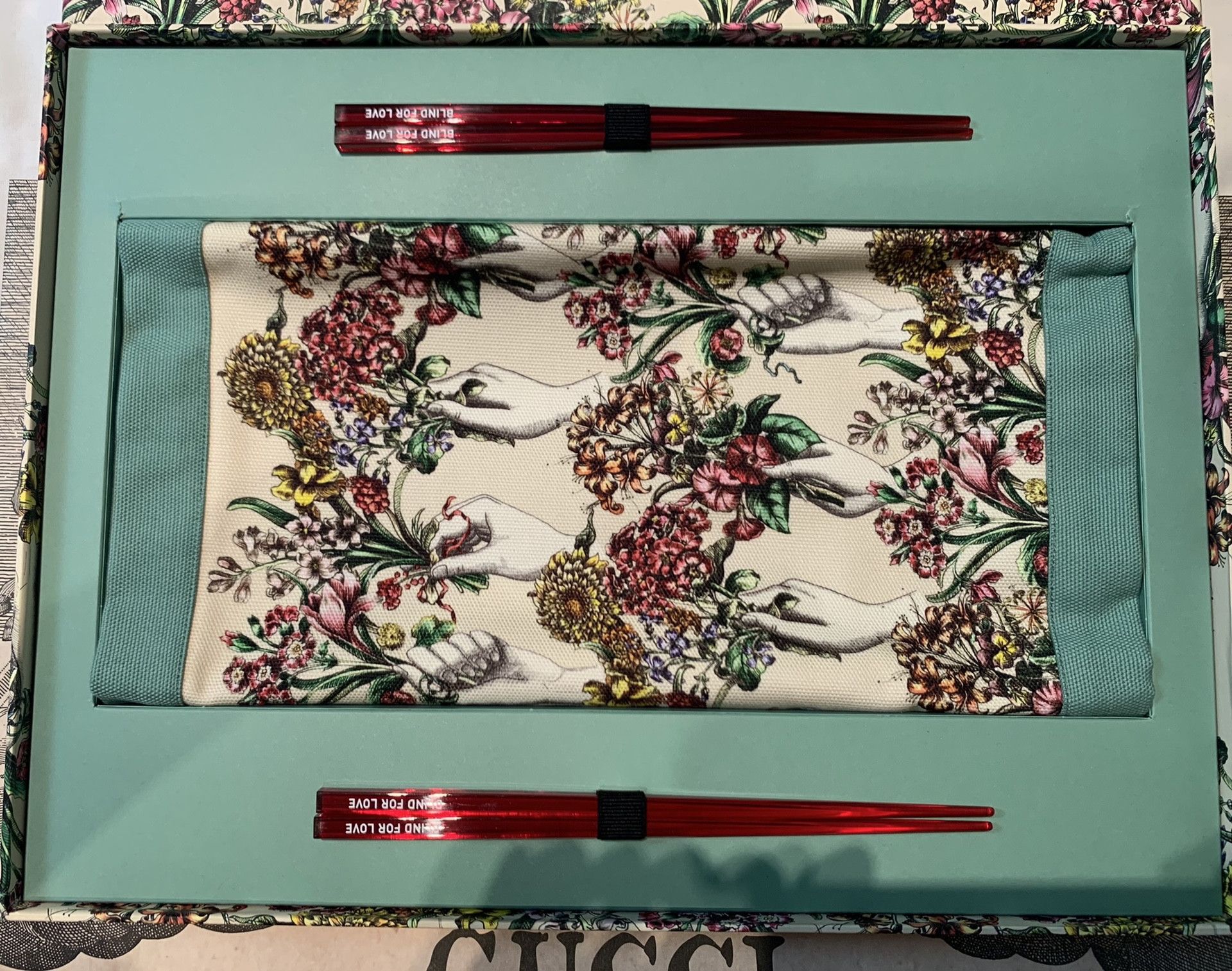 Gucci Gucci New Chopsticks Mat Set Box 2501-Nextarrow Size ONE SIZE - 2 Thumbnail