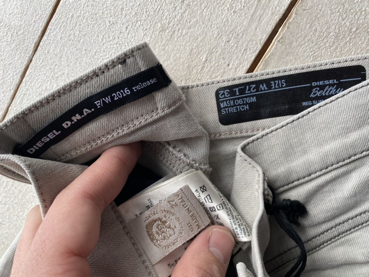 Diesel NWT Luxury Y2K Diesel Belthy Slim Boyfriend Jeans Distressed Size 27" / US 4 / IT 40 - 9 Thumbnail