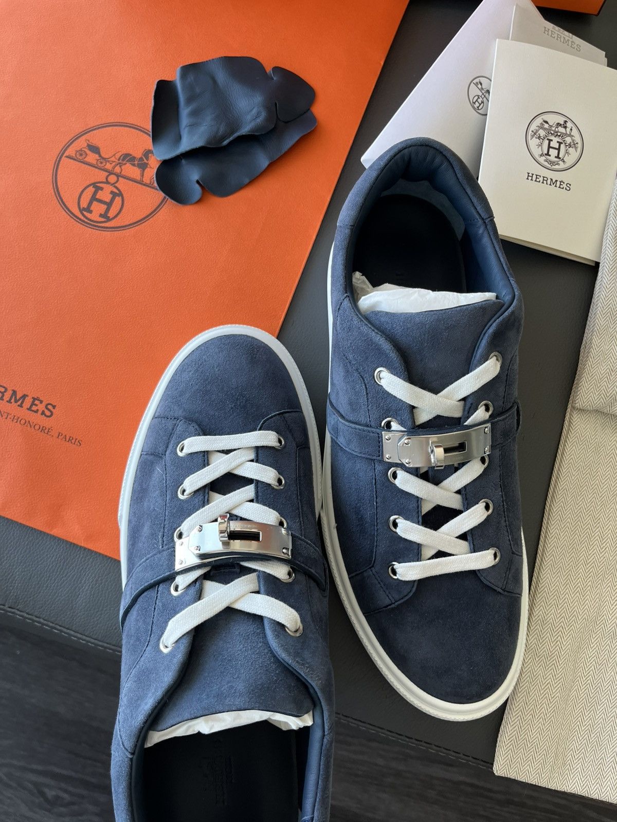 Hermes Hermes Day Sneaker Suede Chevre Velours Blue Celeste Size US 10.5 / EU 43-44 - 17 Thumbnail
