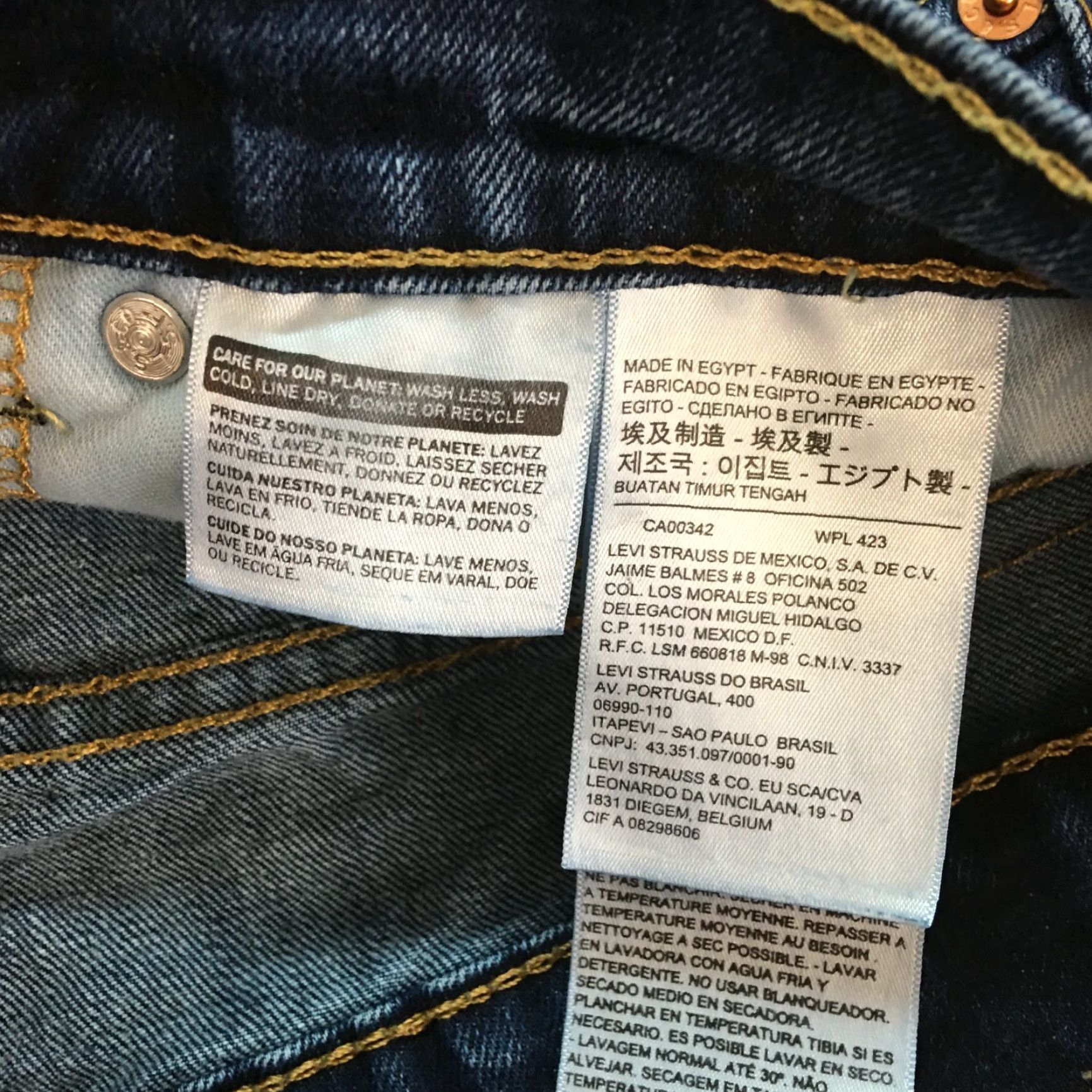 CO Levi Strauss Mens Jeans Denim 34X34 Straight Regular Blue 5-Pocket Zipper Button 32 Inseam Size US 34 / EU 50 - 6 Thumbnail