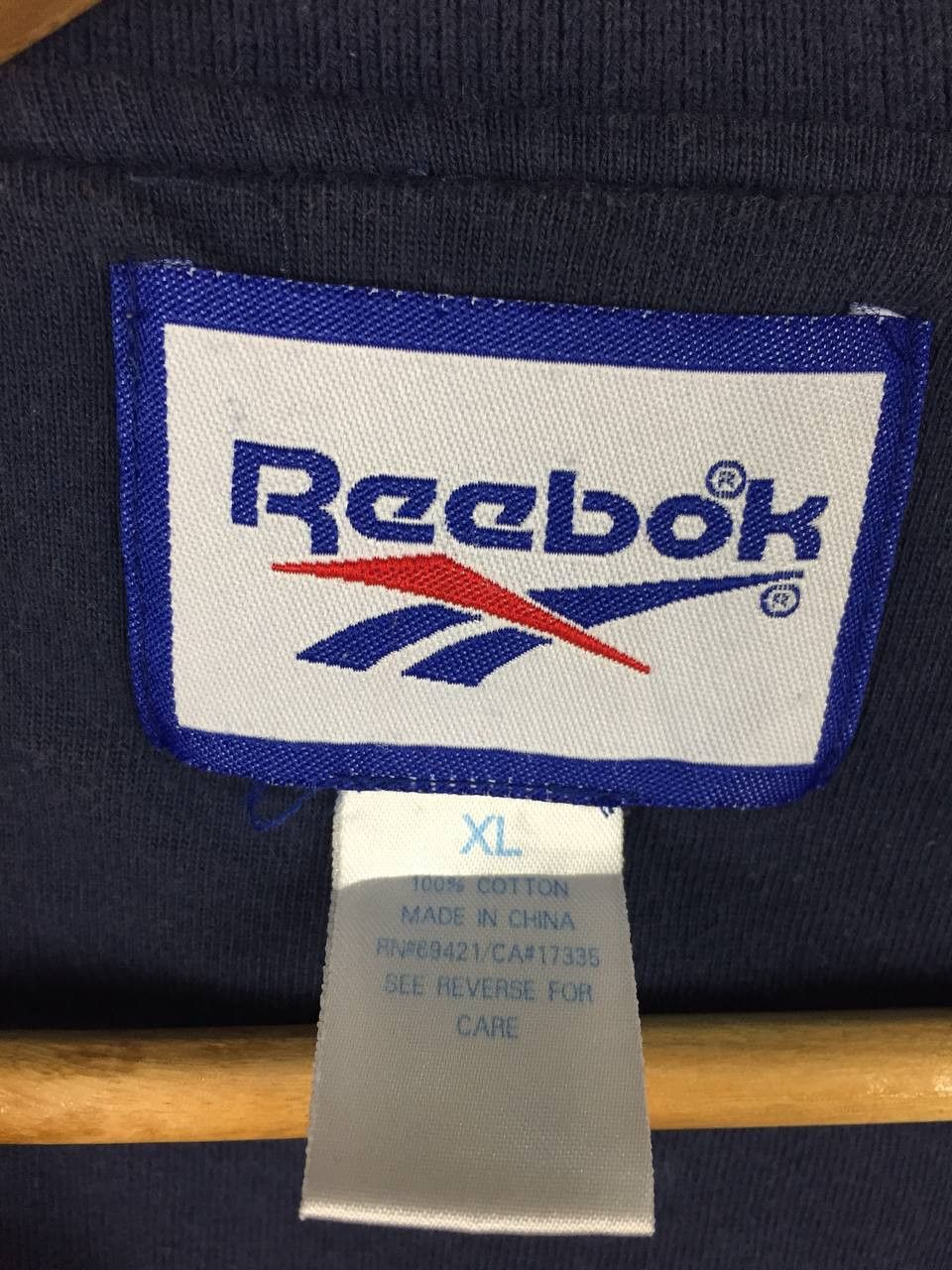Reebok Vtg Reebok Air Force Academy USAFA Embroidered Logo Tee Size US XL / EU 56 / 4 - 11 Thumbnail