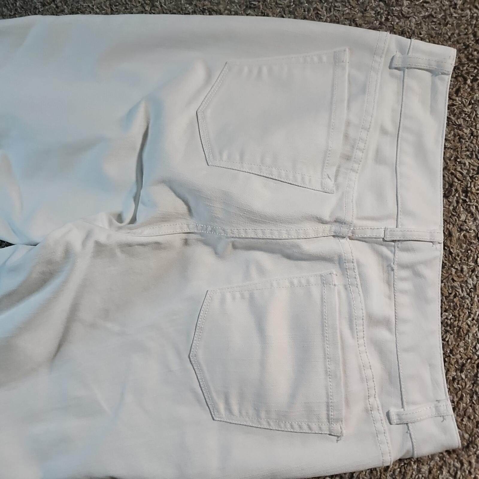 Coldwater Creek Coldwater Creek Sz 4 Embroidered Floral White Jeans Size 27" / US 4 / IT 40 - 8 Thumbnail