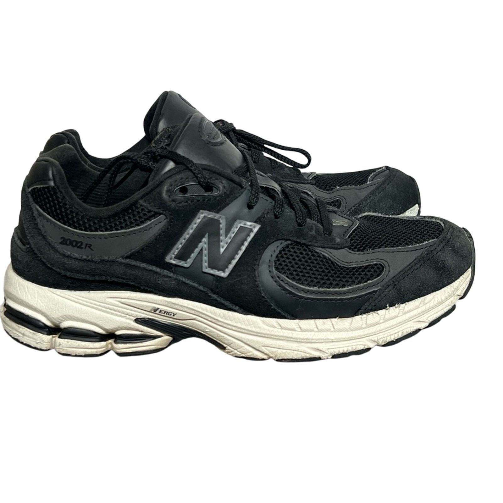 New Balance New Balance 2002R ‘Black Gunmetal’ 5.5Y Women’s 7 Sneakers Size US 7 / IT 37 - 5 Thumbnail