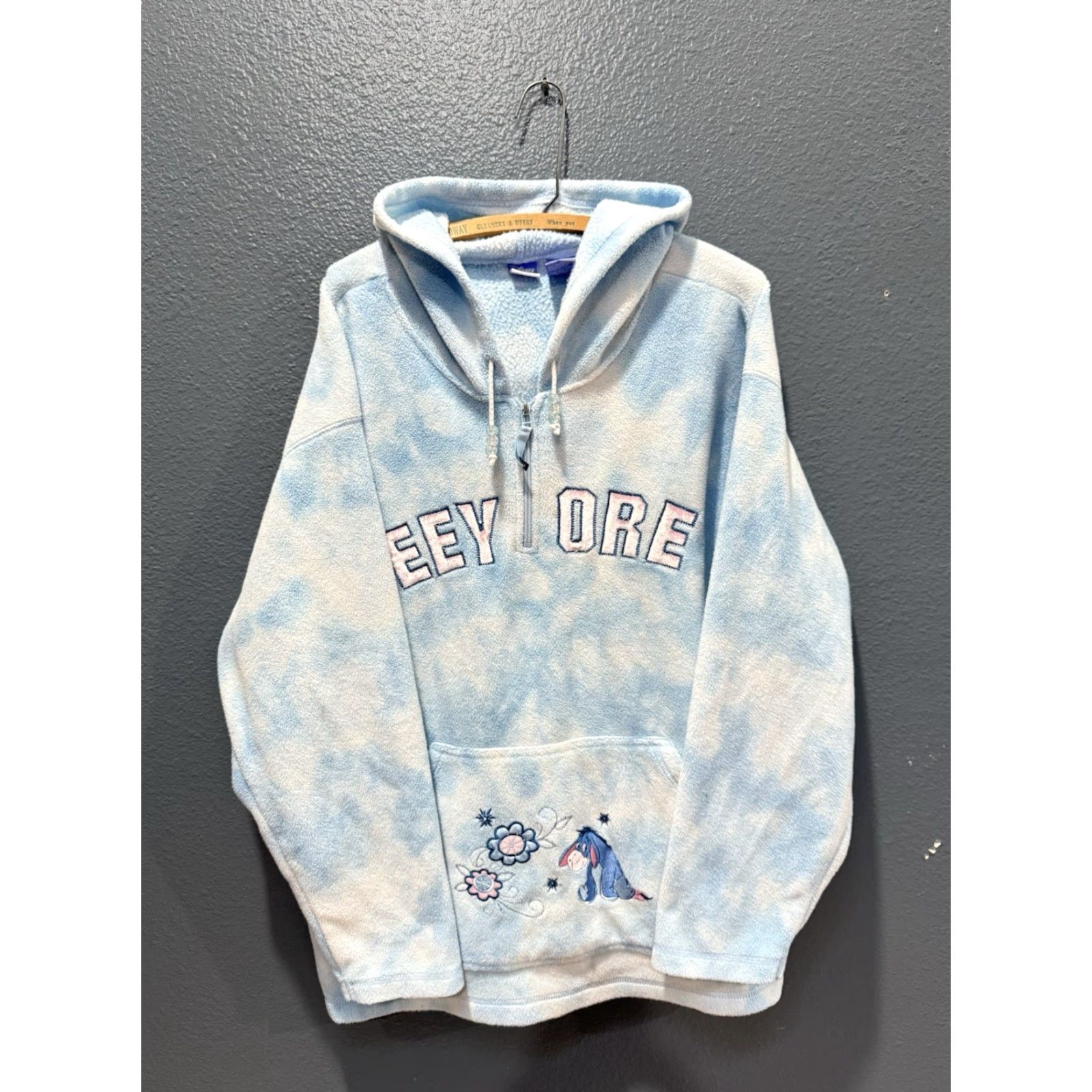 Disney VINTAGE Disney Winnie The Pooh Women’s Blue Fleece Eeyore Sweatshirt 2XL Women's Sweatshirt Blue Eeyore Pooh 2XL Mens? Size XXL / US 16-18 / IT 52-54 - 3 Thumbnail