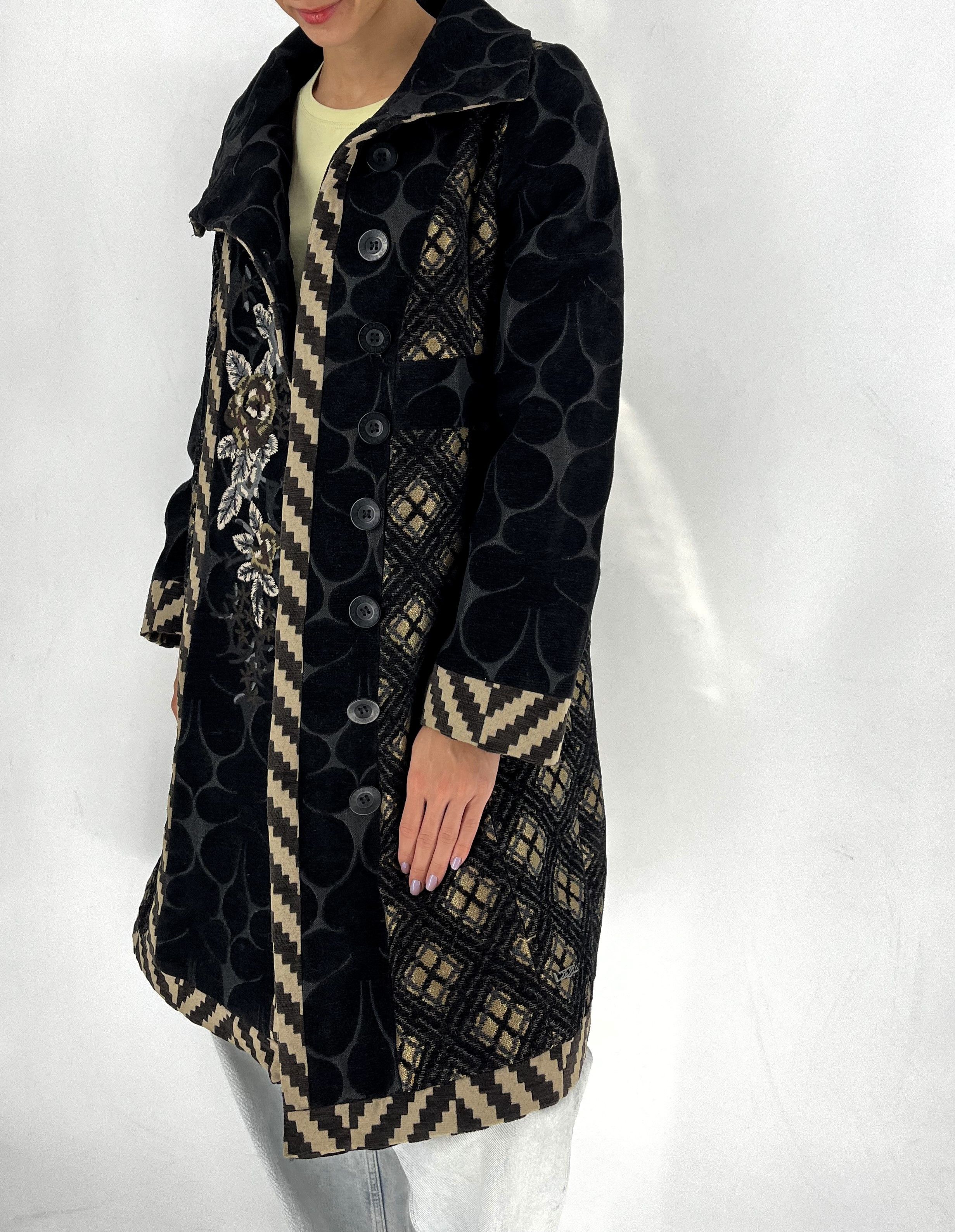 Desigual Desigual Womens Coat EU 44 (M) Black Gold Jacquard Size M / US 6-8 / IT 42-44 - 4 Thumbnail