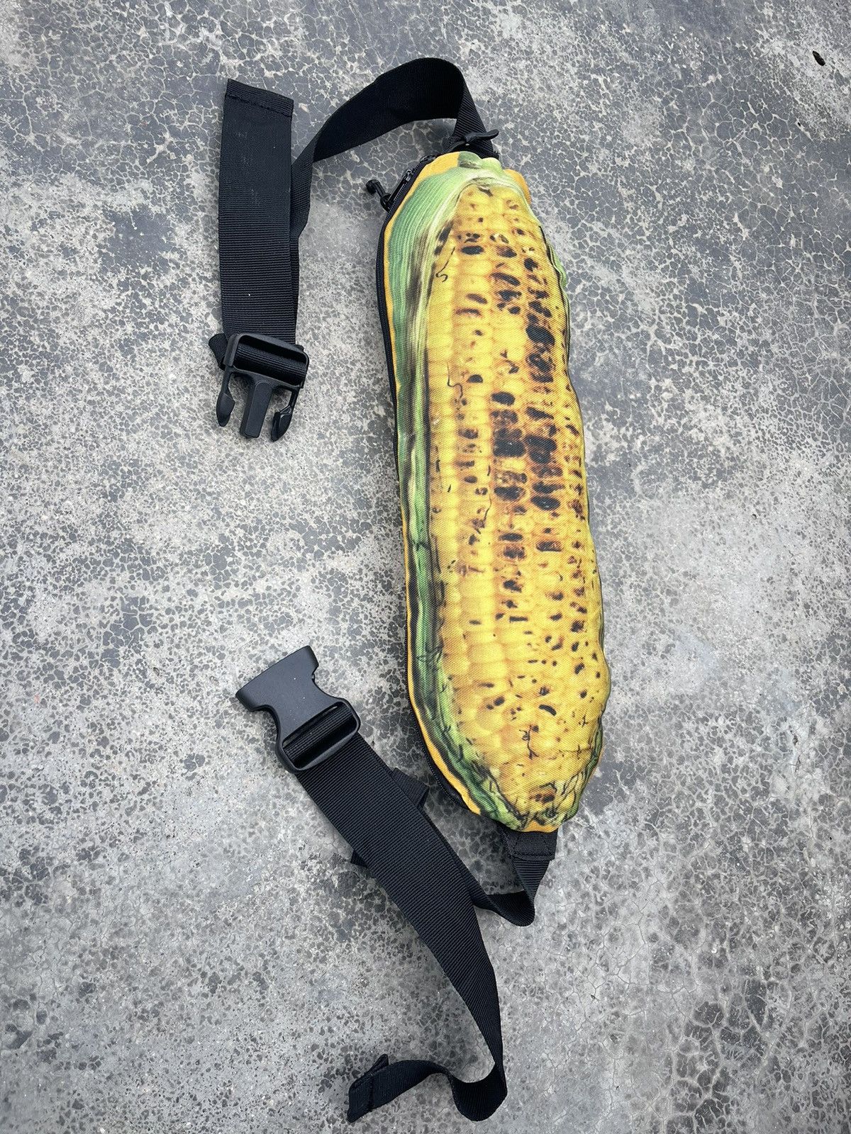 Japanese Brand × go slow caravan Fanny bum bag go slow caravan grilled corn Size ONE SIZE - 2 Thumbnail