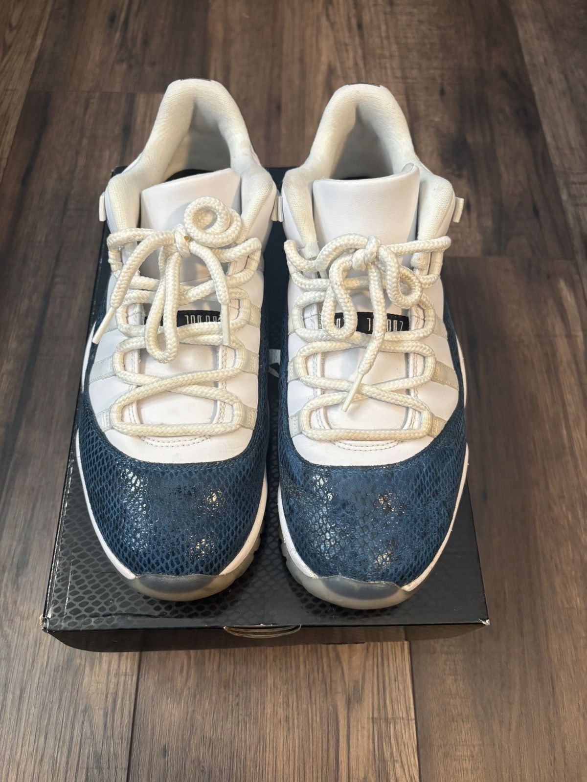 Jordan Brand Size 10 - Jordan 11 Low Navy Snakeskin 2019 Size US 10 / EU 43 - 1 Thumbnail