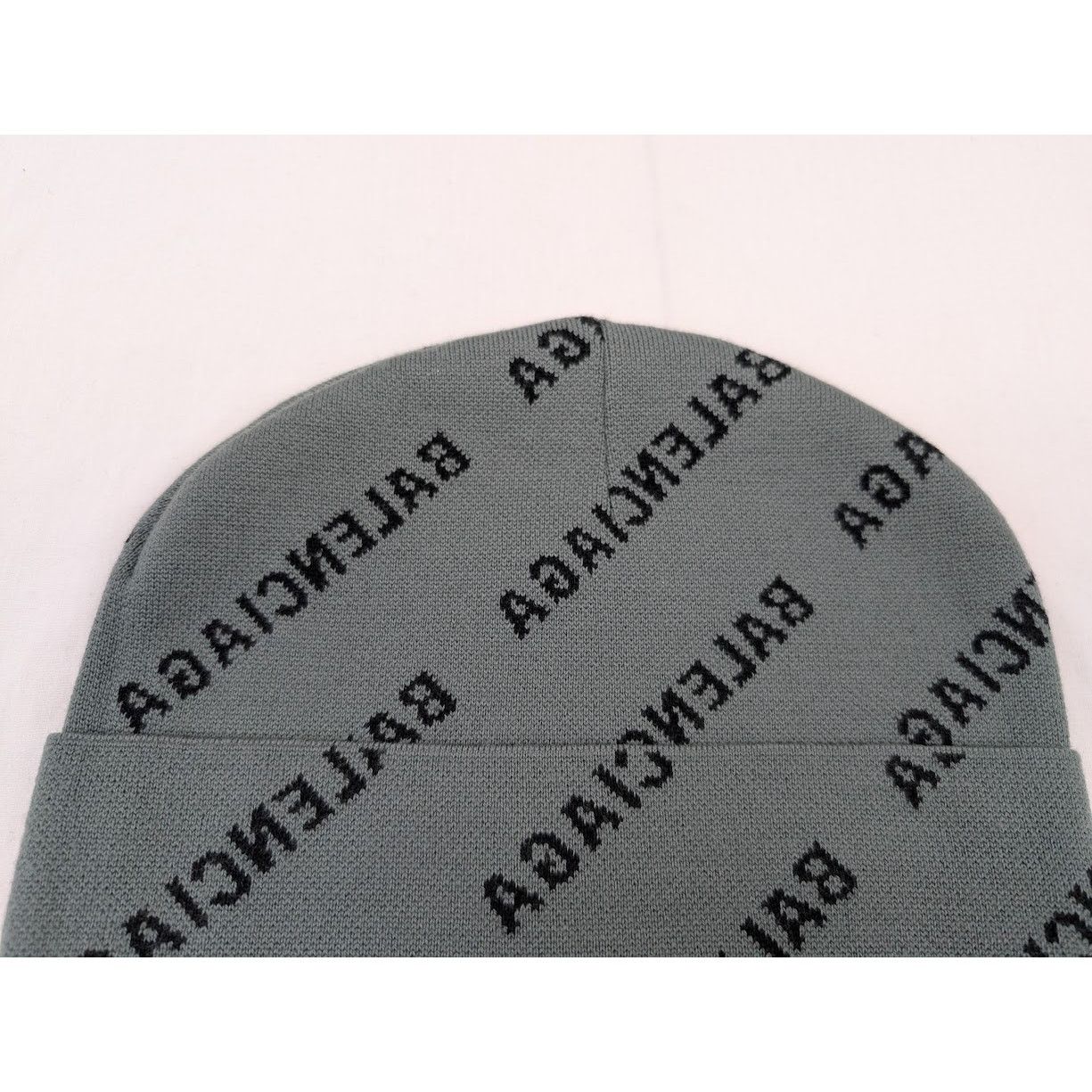 Balenciaga o1rshd1 Q: 4 / Size: OS / Cashmere Wool Intreccio Beanie/Hat Size ONE SIZE - 4 Thumbnail