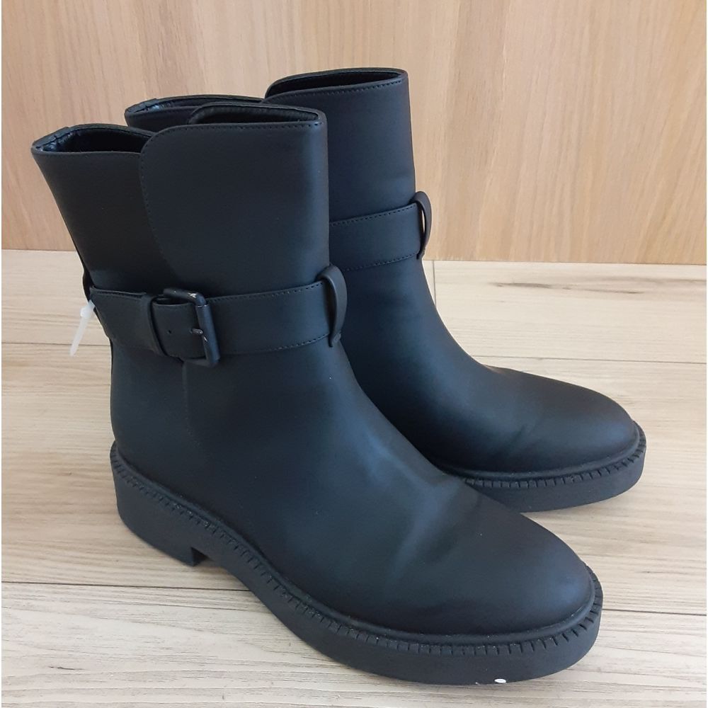 Vince Vince Kaelyn Boot - Women's Waterproof, size 7.5, NWOT Size US 7.5 / IT 37.5 - 5 Thumbnail