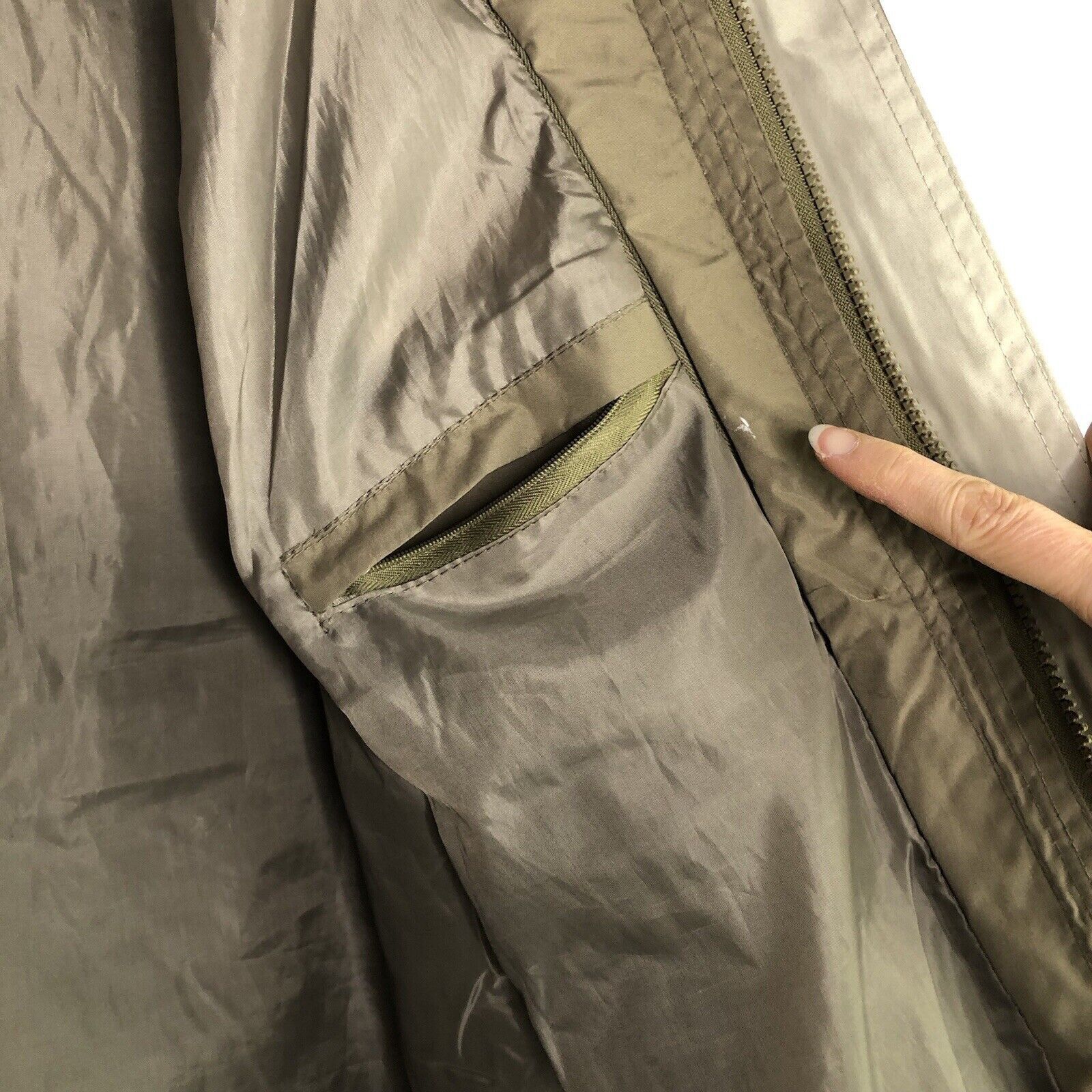 Other OBX Outer Banks Men Barn Coat Sz M Army Green Full Zip Size US M / EU 48-50 / 2 - 13 Thumbnail