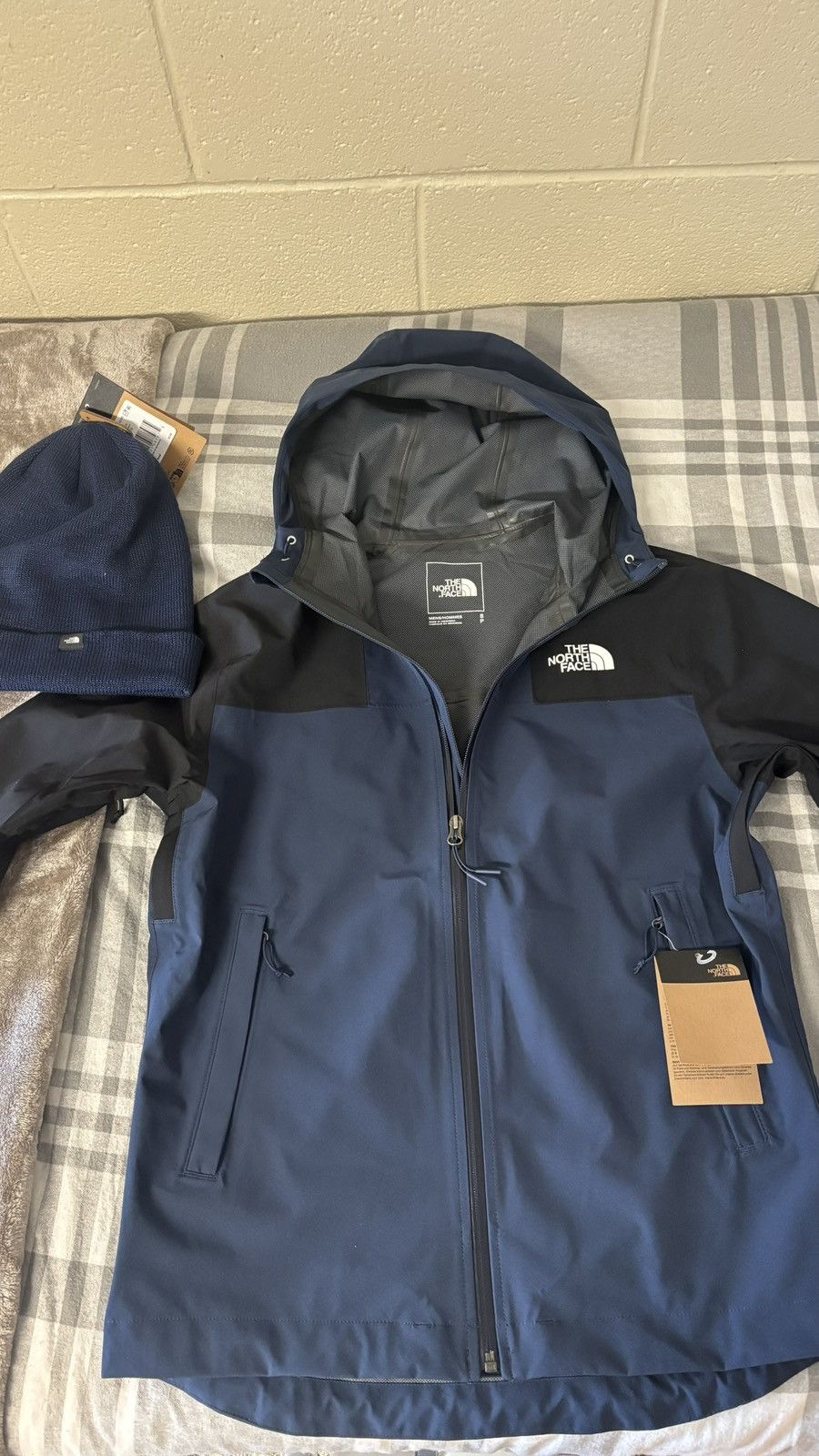The North Face North Face Zip-Up + Beanie Winter Set Size US M / EU 48-50 / 2 - 4 Thumbnail