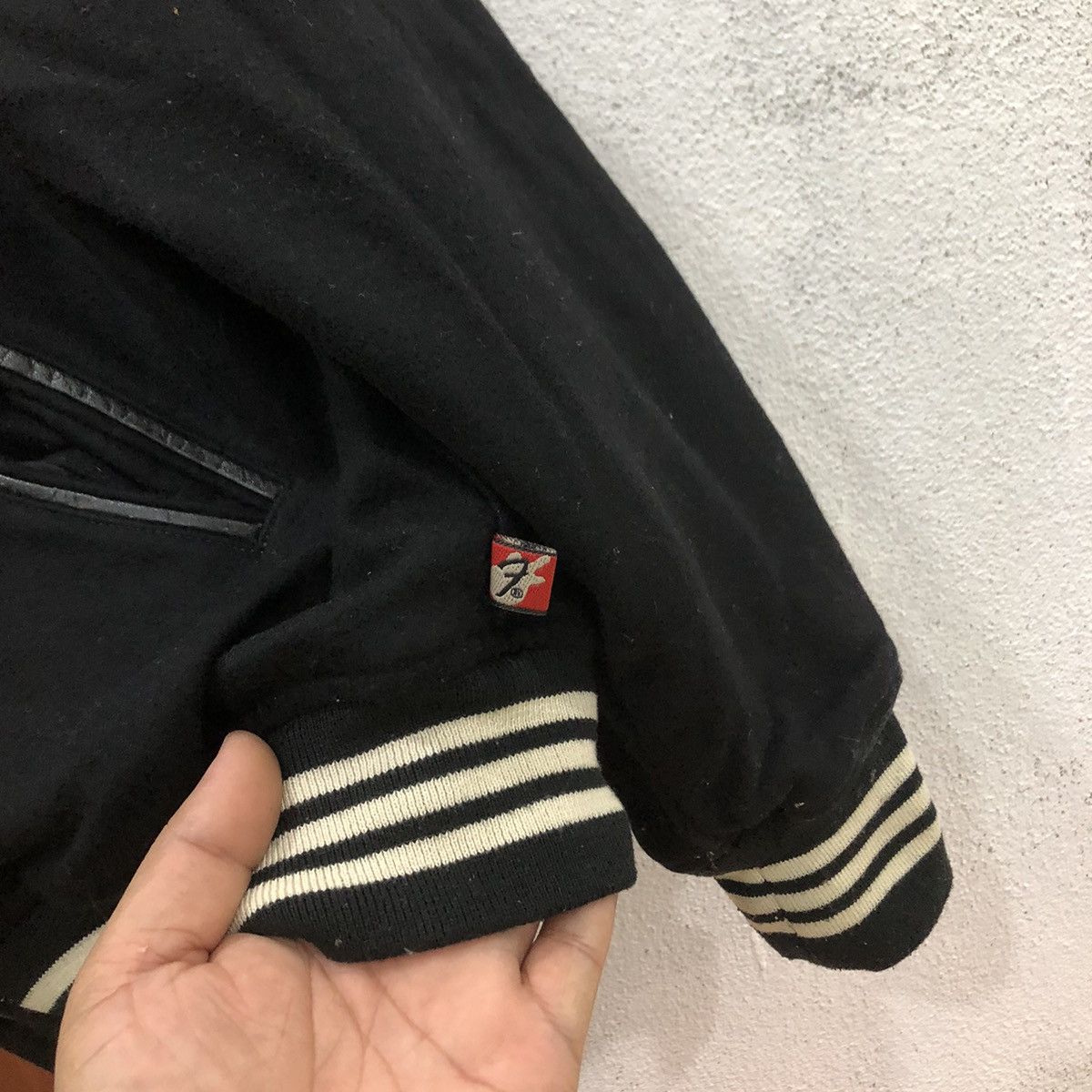 Fender Fender Guitar Varsity Jacket Size US M / EU 48-50 / 2 - 6 Thumbnail