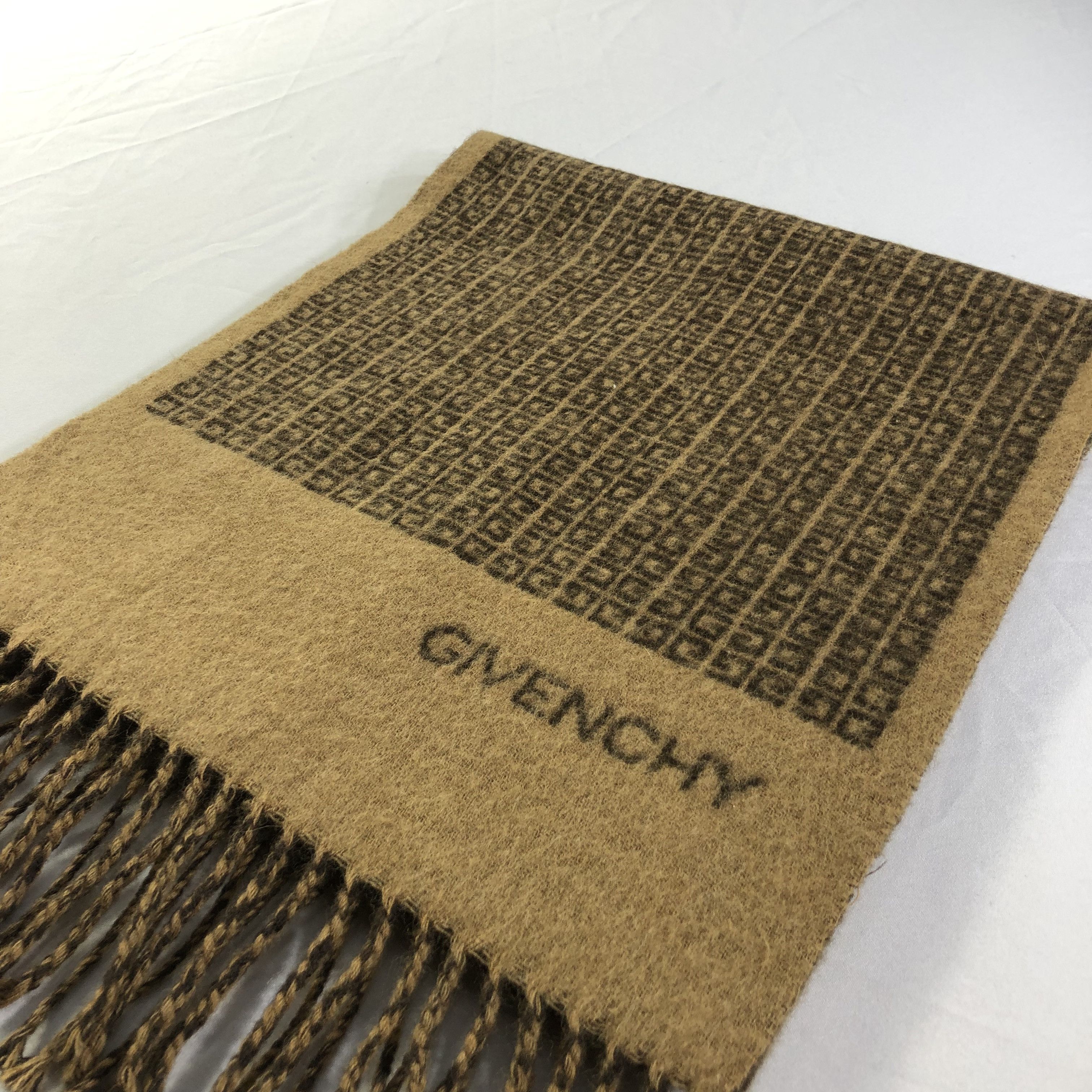 Givenchy Givenchy Monogram Wool Scarf Muffler V1417 Size ONE SIZE - 3 Thumbnail