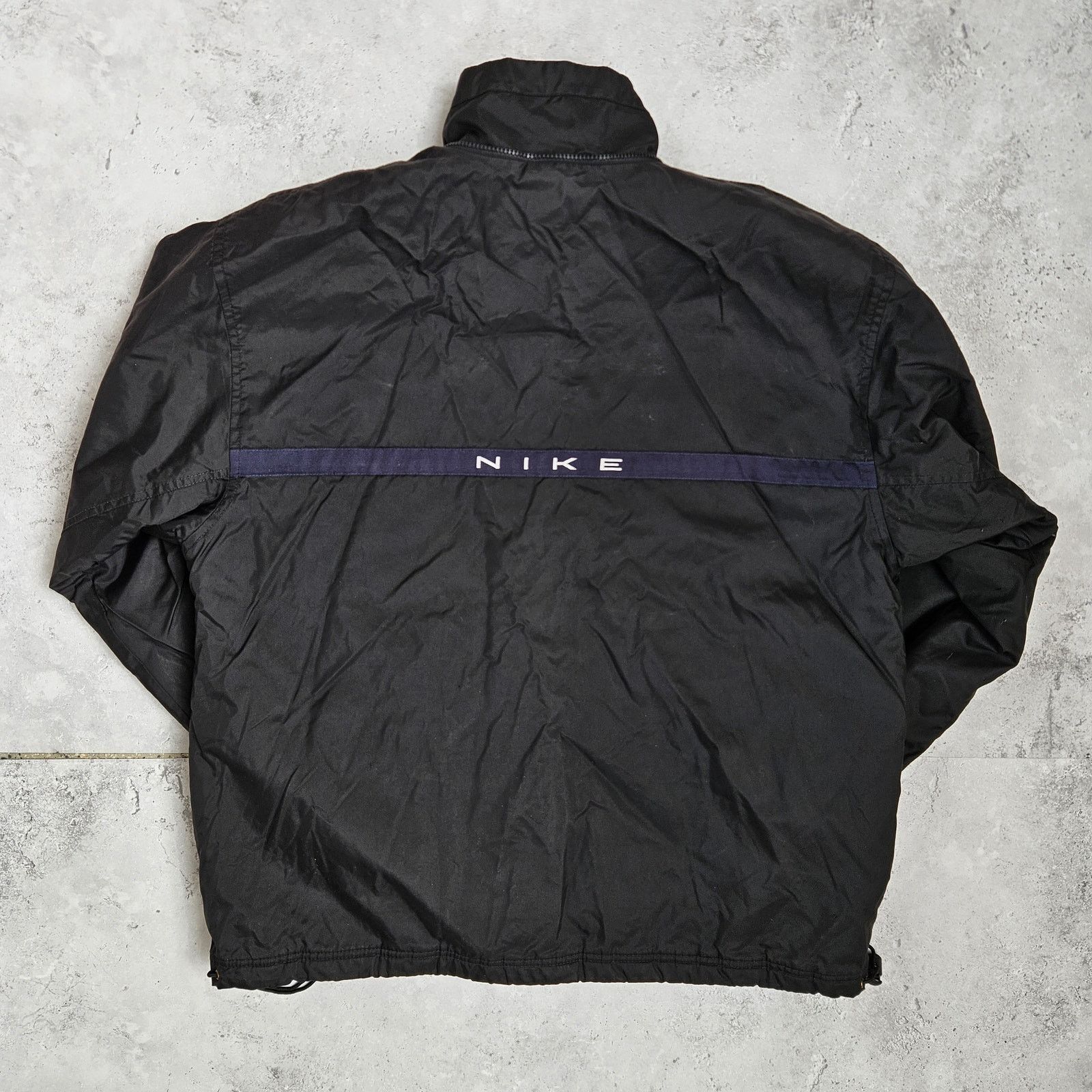 Nike Vintage Nike Jacket Black with nike spell out on the back Size US XL / EU 56 / 4 - 2 Thumbnail