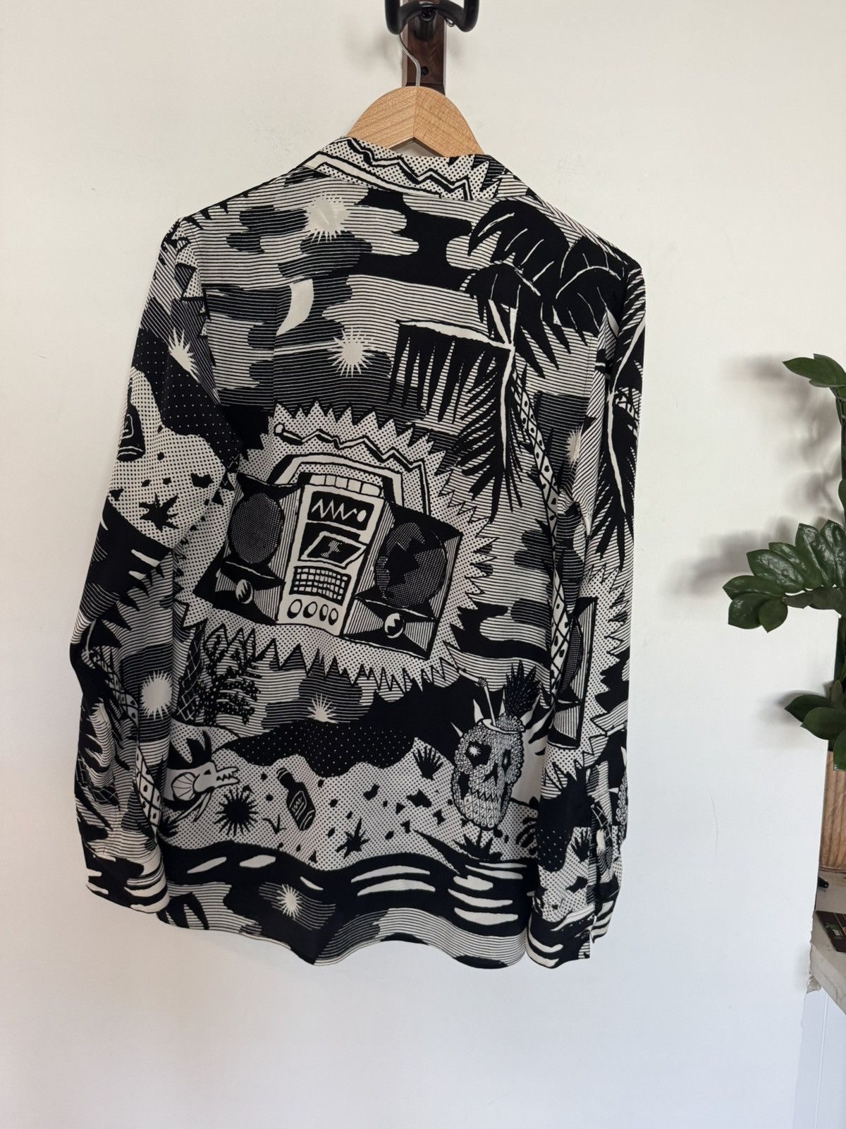 Saint Laurent Paris SS16 Sample Surf Sound Skull Colada Shirt Size US M / EU 48-50 / 2 - 8 Thumbnail