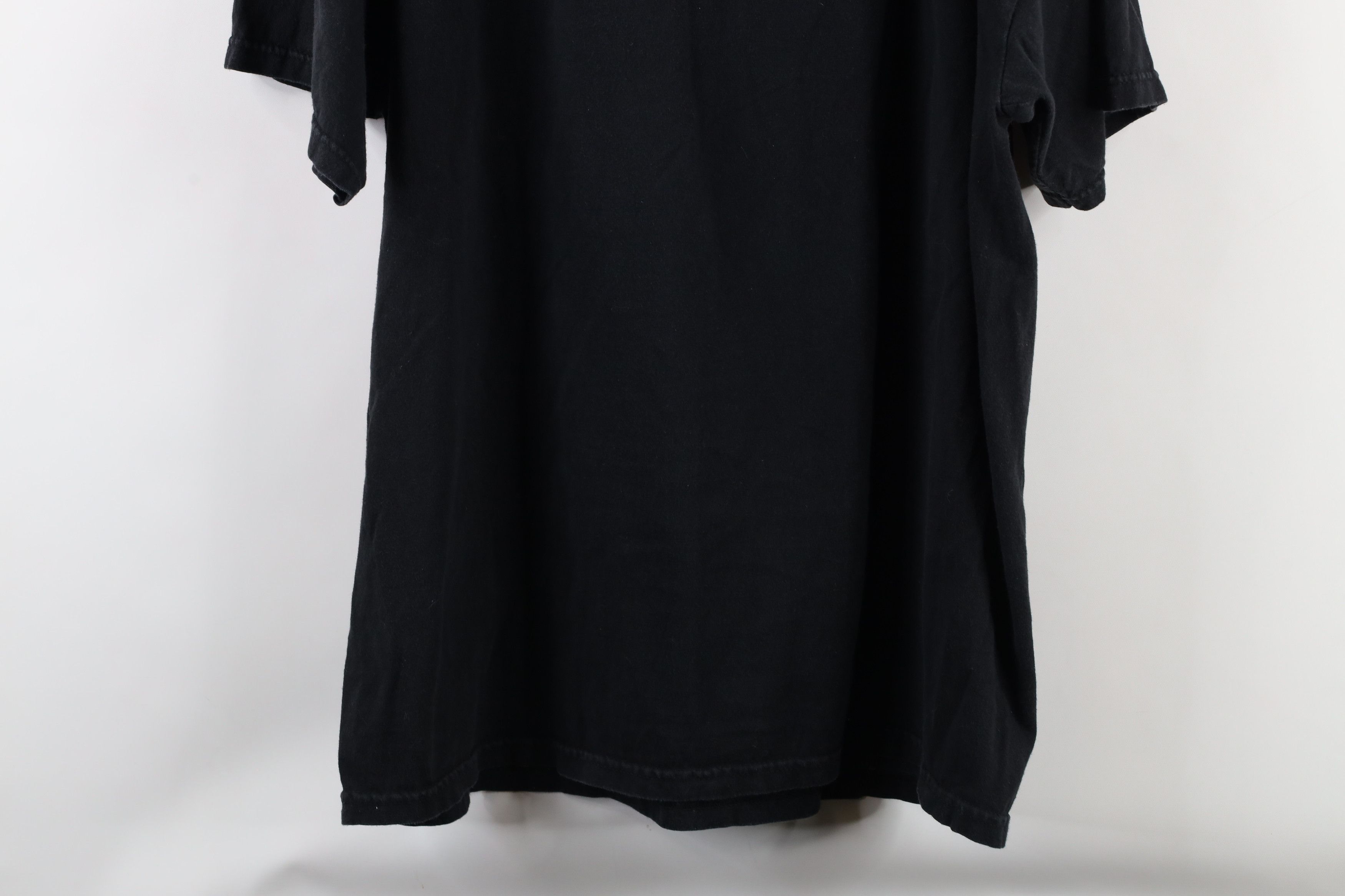 Vintage Vintage 90s Out Virgin Hotels Chicago Short Sleeve T-Shirt Size US XL / EU 56 / 4 - 8 Thumbnail