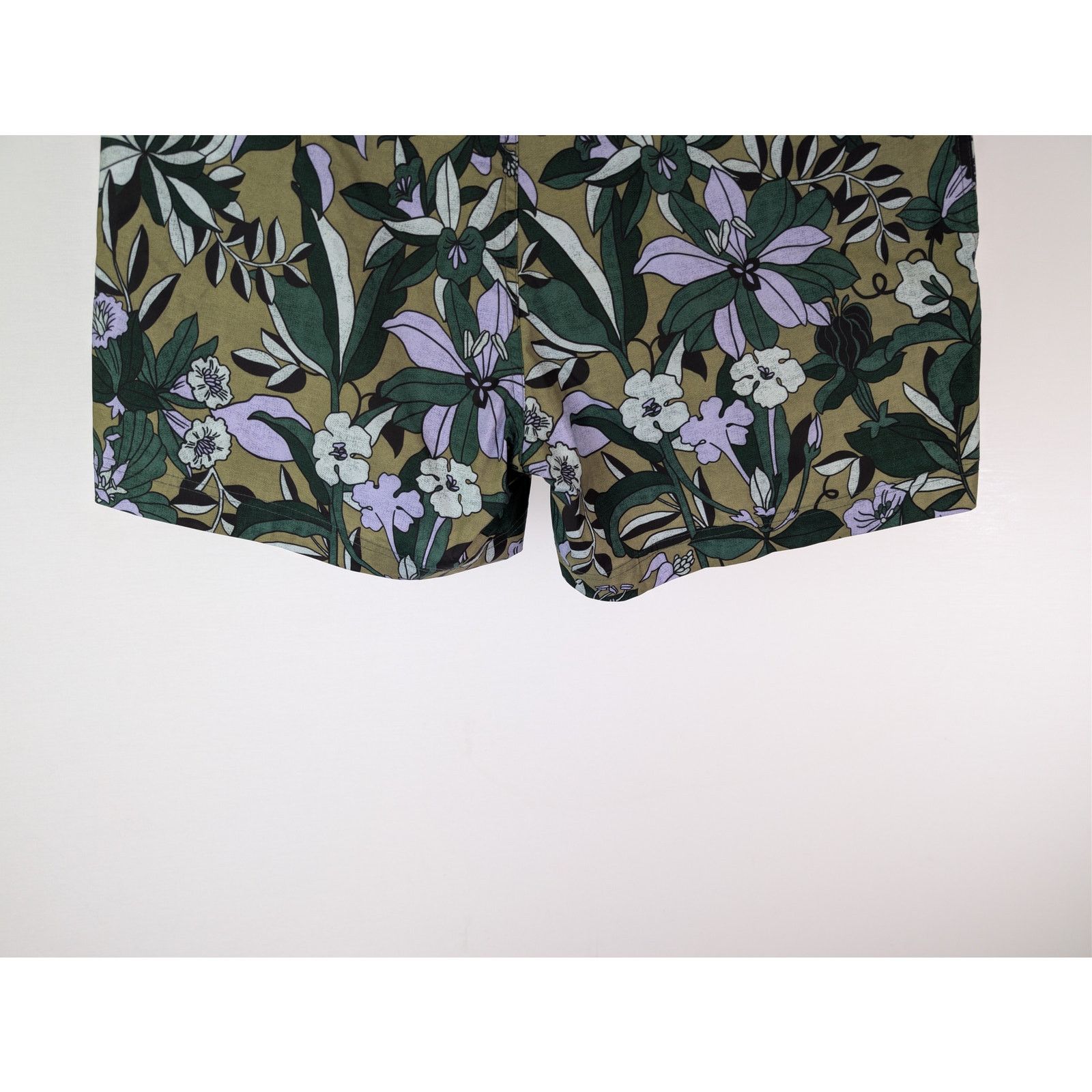 Tom Ford o1rshd1 Jungle Floral Swim Shorts in green Size US 34 / EU 50 - 12 Thumbnail