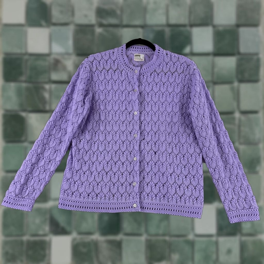 Vintage Montomery Ward Cardigan Sweater Womens Medium Purple Crochet Knit Button-Up VTG Size M / US 6-8 / IT 42-44 - 1 Thumbnail