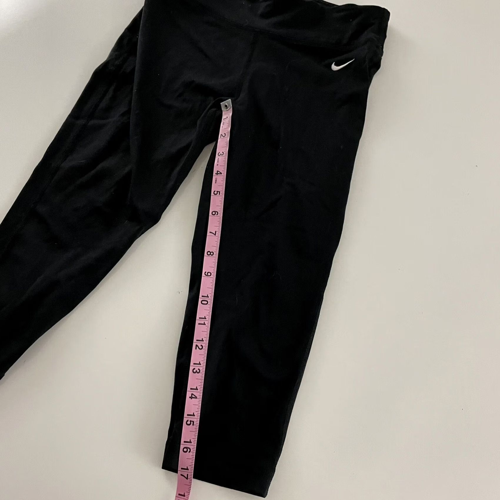 Nike Nike Dri-Fit Cropped Pants Women's Medium Black Solid Athletic Yoga Skinny M & M Size 32" / US 10 / IT 46 - 5 Thumbnail