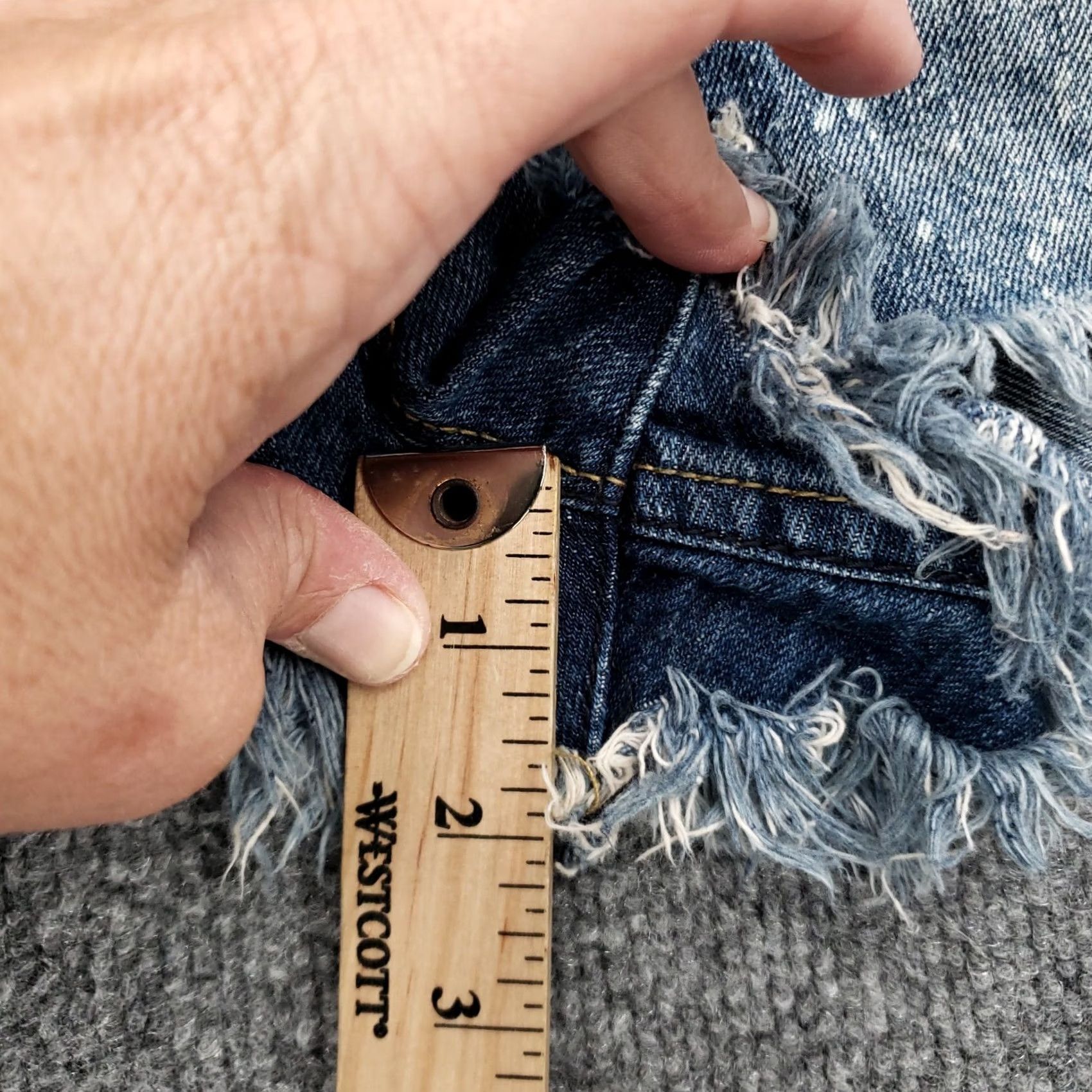 Bdg BDG Shorts Womens 27 Blue High Rise Denim Hot Pants Casual Regular Slim Fit Pockets Stone Wash Logo Button Zipper 90s? Size 27" / US 4 / IT 40 - 7 Thumbnail