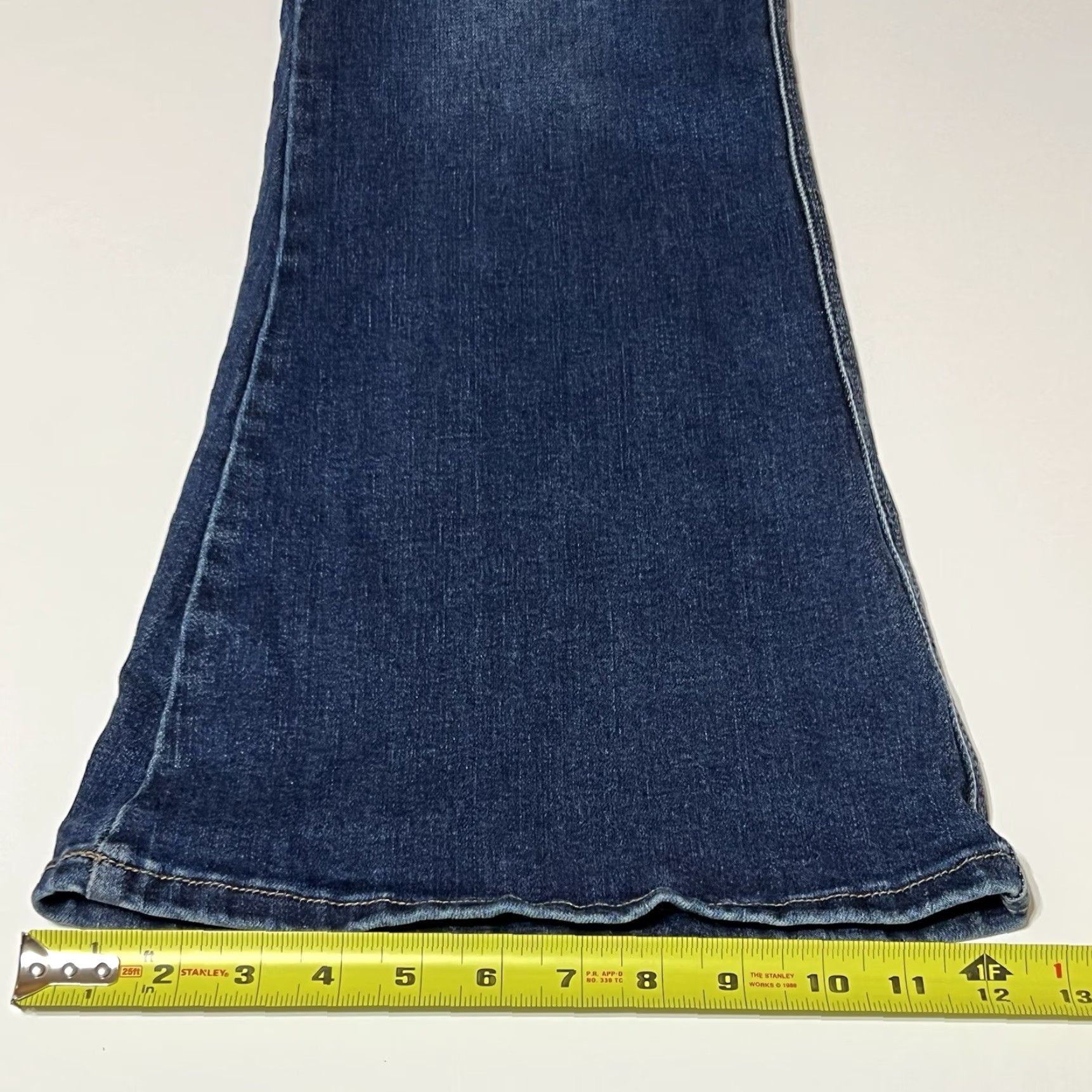 Vintage Flying Monkey Jeans Womens Regular 36x31 Blue High Rise Flare Stretch Denim 5-Pocket Boho 90s Festival Size 25" / US 0 / IT 36 - 7 Thumbnail