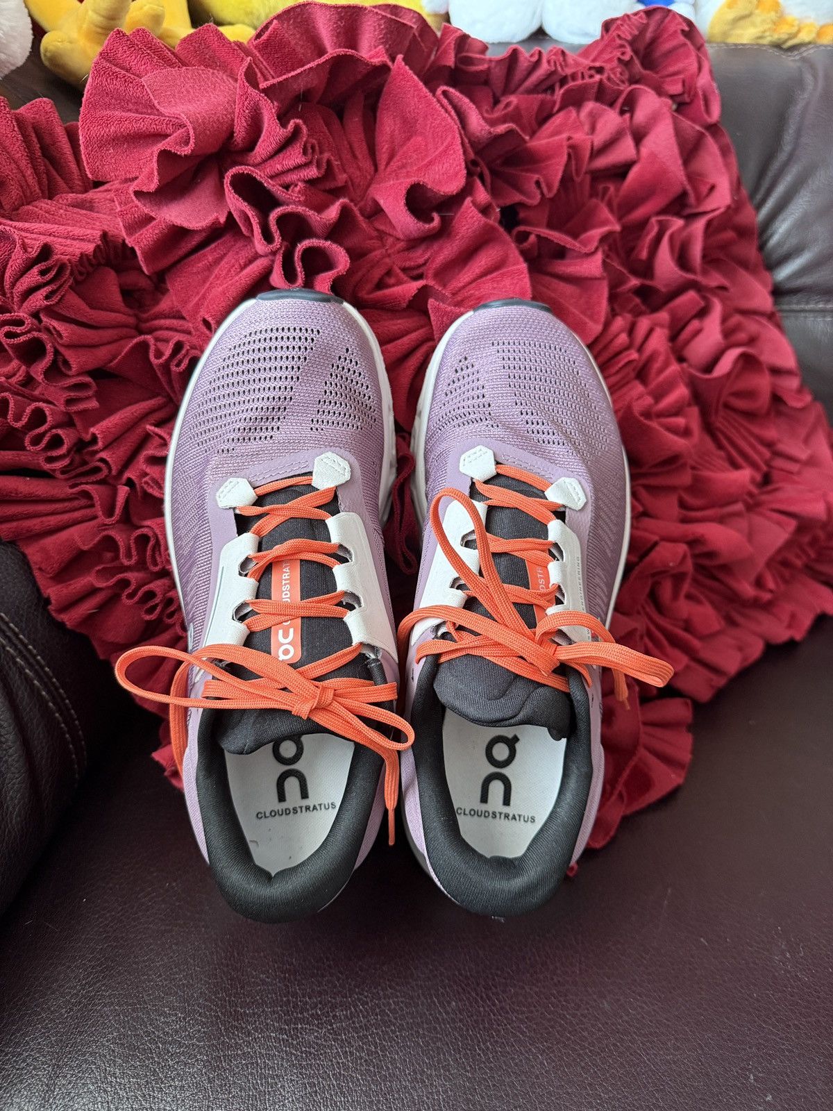 On On Women’s Cloudstratus 3 NWOT size 8 color in Quartz | Lily Size US 8 / IT 38 - 5 Thumbnail