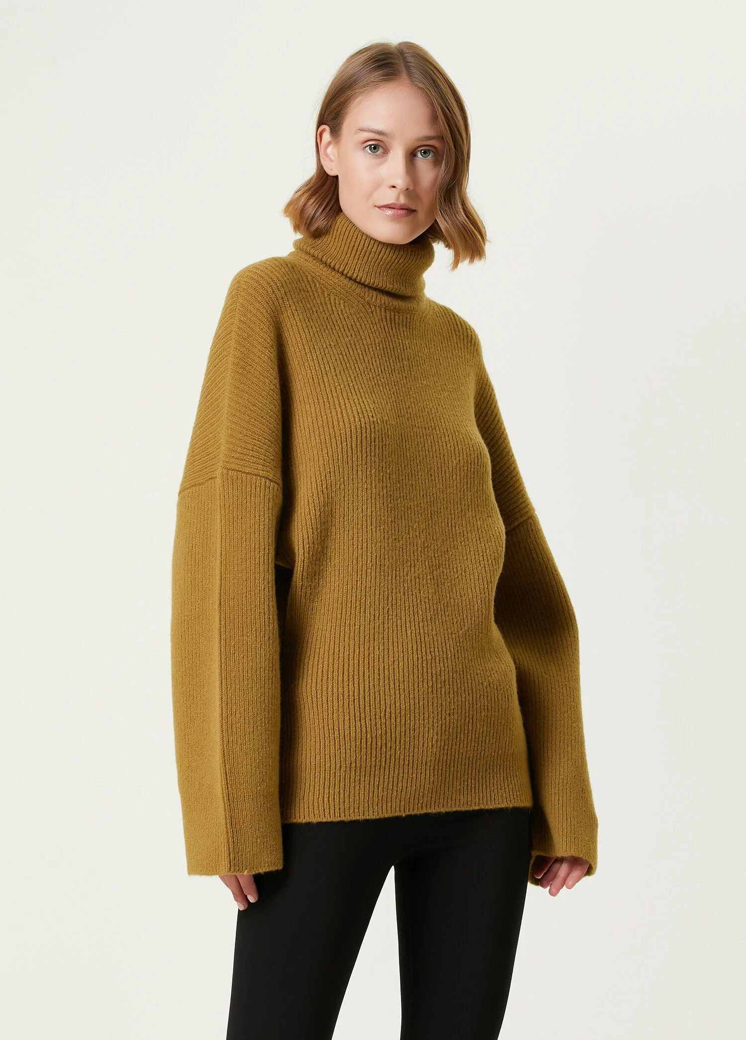 The Attico THE ATTICO Grace military green high neck wool sweater 42 Size M / US 6-8 / IT 42-44 - 4 Thumbnail