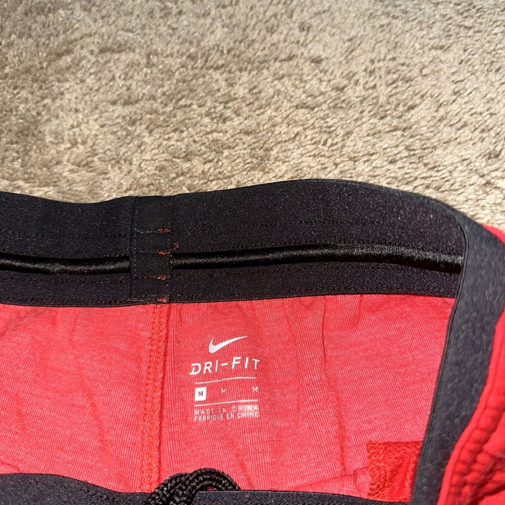 Nike Nike Basketball Pants Womens Medium Showtime Joggers Elastic Waist Red Shirt? Size 32" / US 10 / IT 46 - 3 Thumbnail