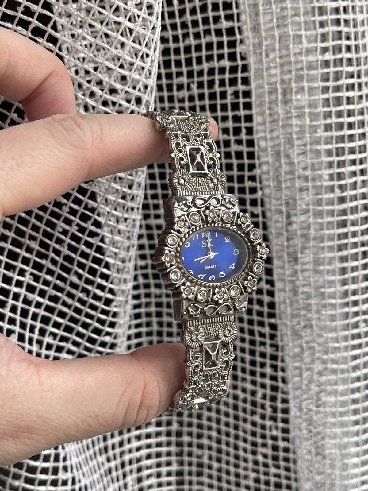 Hysteric Glamour Futuristic watch 00s Japanese style rare ladies bracelet Size ONE SIZE - 7 Thumbnail