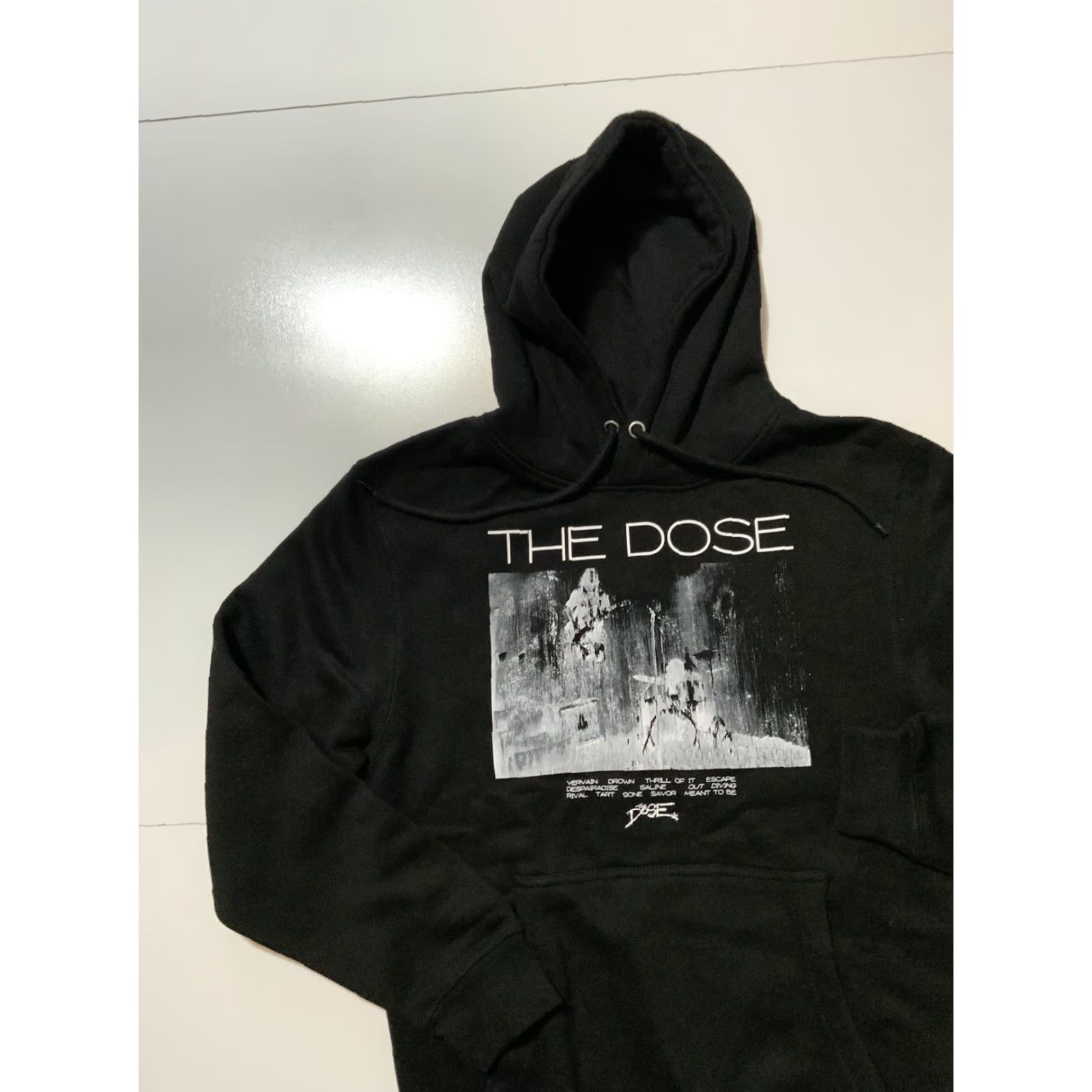 Vintage VINTAGE The Dose Vervain Indio Downey Ralph Alexander Rock Band Merch Black Hoodie Sz. S Mens Pullover Rock 90s-? Size US S / EU 44-46 / 1 - 3 Thumbnail