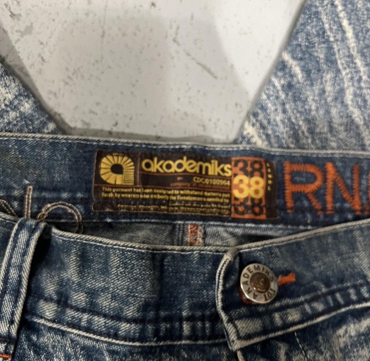 Akademiks Vintage Akademiks Baggy Faded Pattern Denim Jeans Mens 38 Size US 38 / EU 54 - 3 Thumbnail