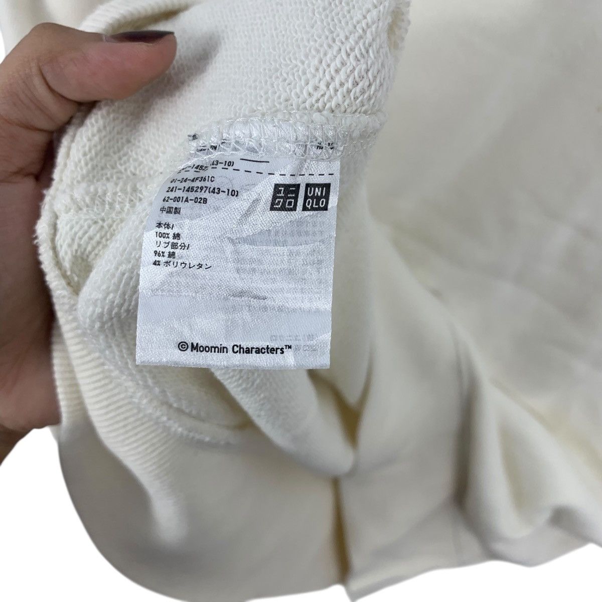 Uniqlo UNIQLO x MOOMIN MUMMITROLLET Cartoon Sweatshirt Sweater Size L / US 10 / IT 46 - 8 Thumbnail
