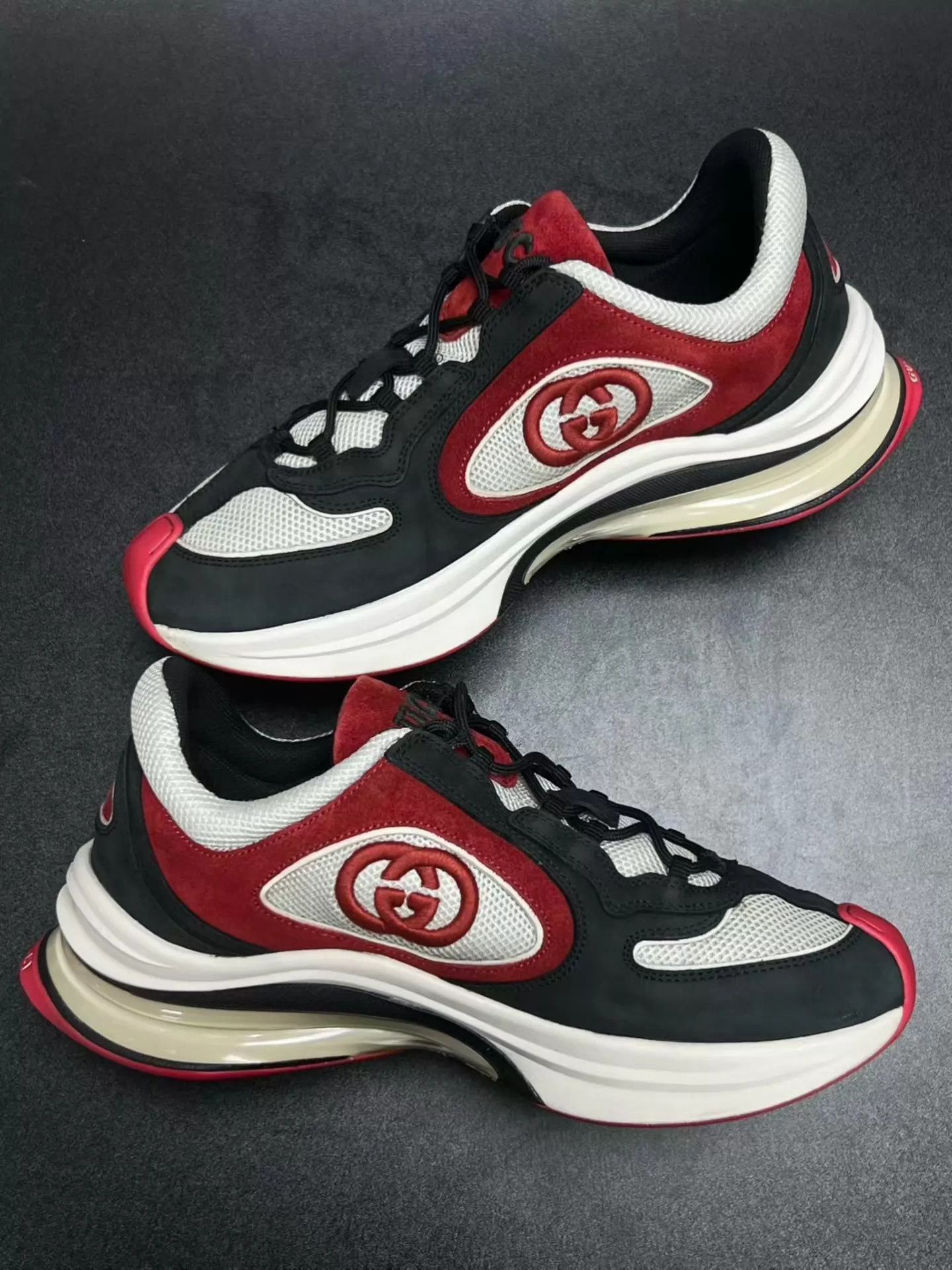 Gucci GUCCI Run Sneaker Black Red 40.5 - Worn 2-3 Times, Near Mint Size US 7.5 / EU 40-41 - 6 Thumbnail