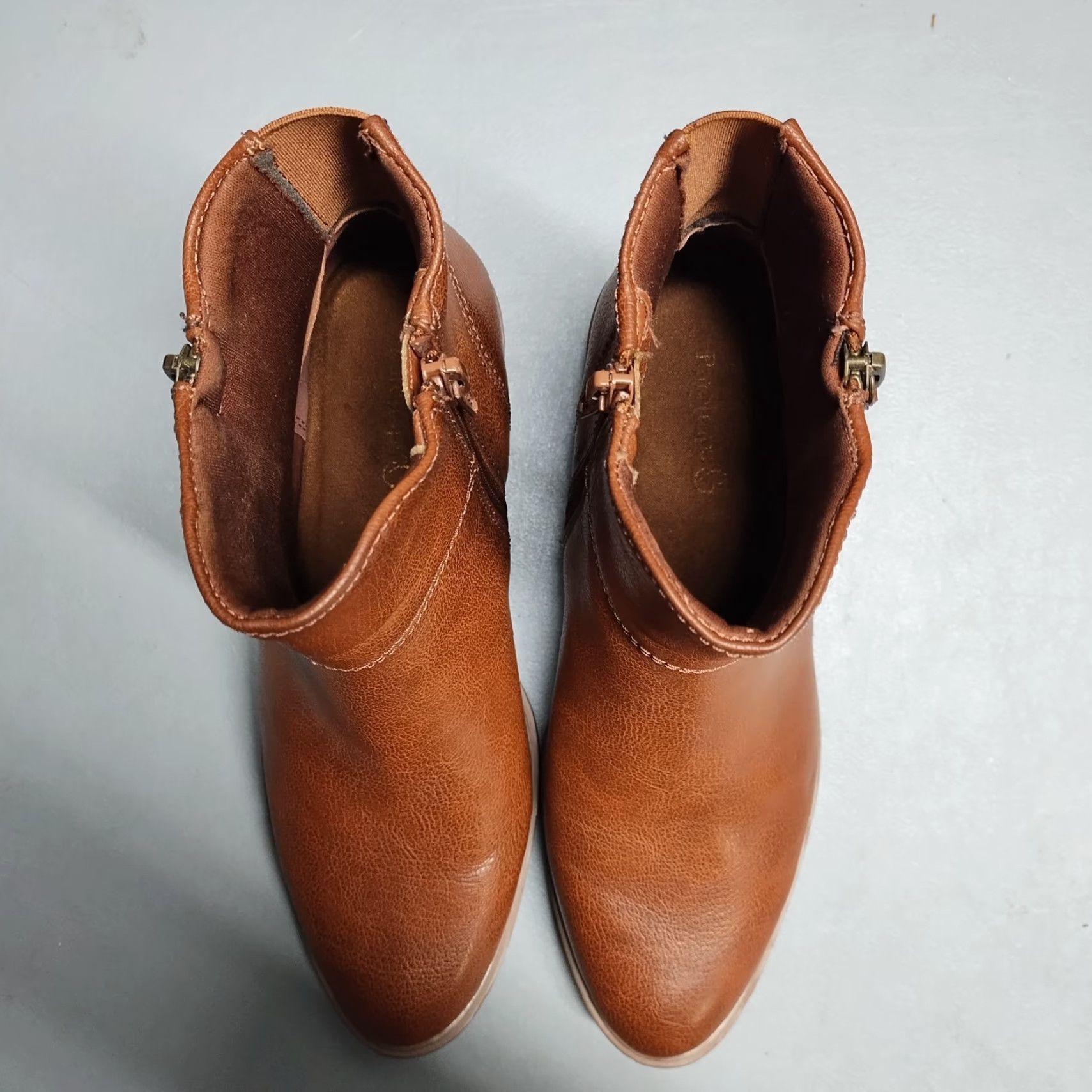 Vintage Baretraps Alona Ankle Boots Womens Size 7M Brown Synthetic Almond Toe Side Zip Bootie Womens Size 7 Brown Almond Toe Size US 7 / IT 37 - 6 Thumbnail