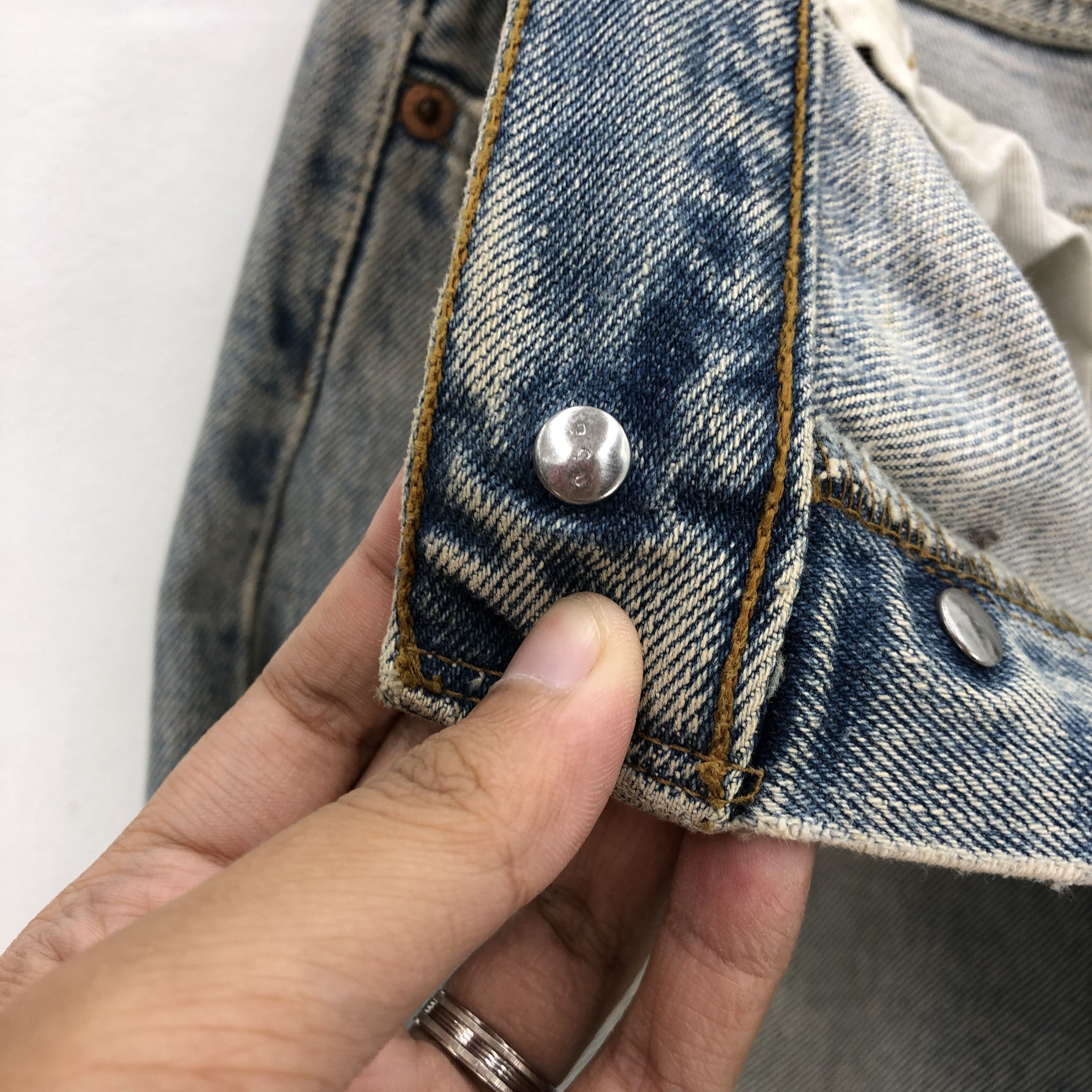 Levi's Vintage Levis 517 Light Wash Jeans Levi's Button Up Denim Size US 32 / EU 48 - 6 Thumbnail