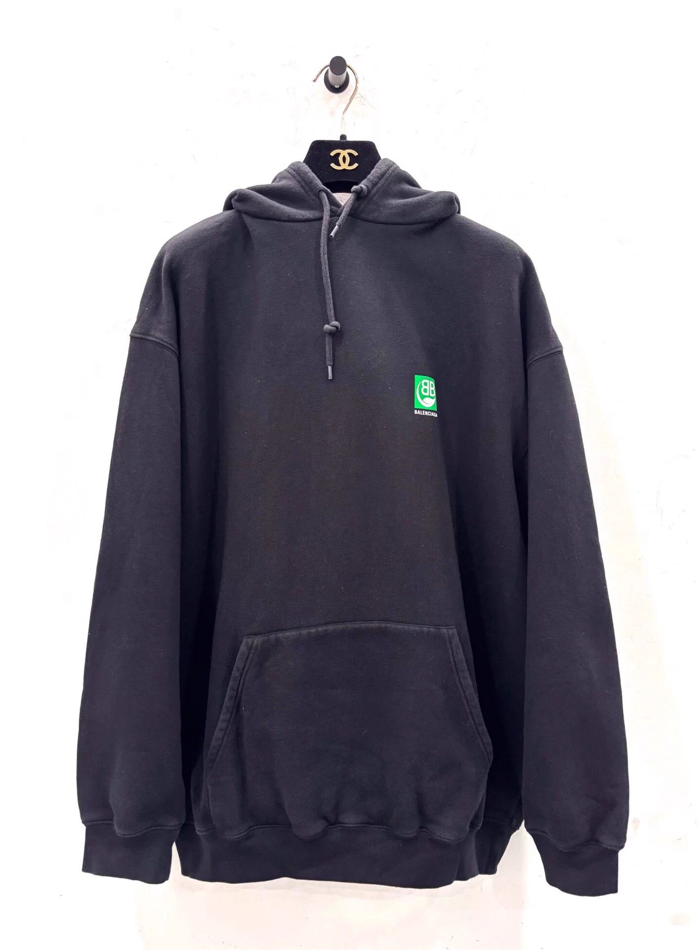 Balenciaga Balenciaga Back Double B Logo Black Hoodie M Size M / US 6-8 / IT 42-44 - 1 Thumbnail