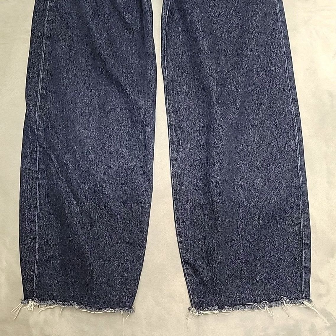 7 For All Mankind 7 For All Mankind Jeans Womens 27 Blue Bonnie Curvilinear Raw Hem Y2K Denim Jeans Women's 27 Blue Bonnie Curvilinear Raw Hem Y2K Denim Size 27" / US 4 / IT 40 - 2 Thumbnail