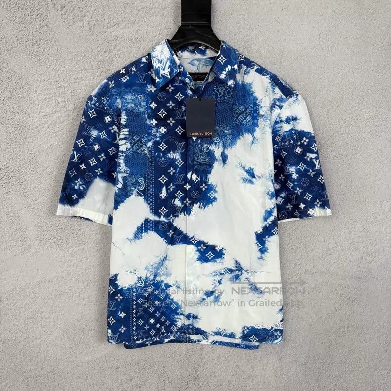 Louis Vuitton Louis Vuitton Blue and white cashew flower tie-dye print e Size US S / EU 44-46 / 1 - 1 Thumbnail