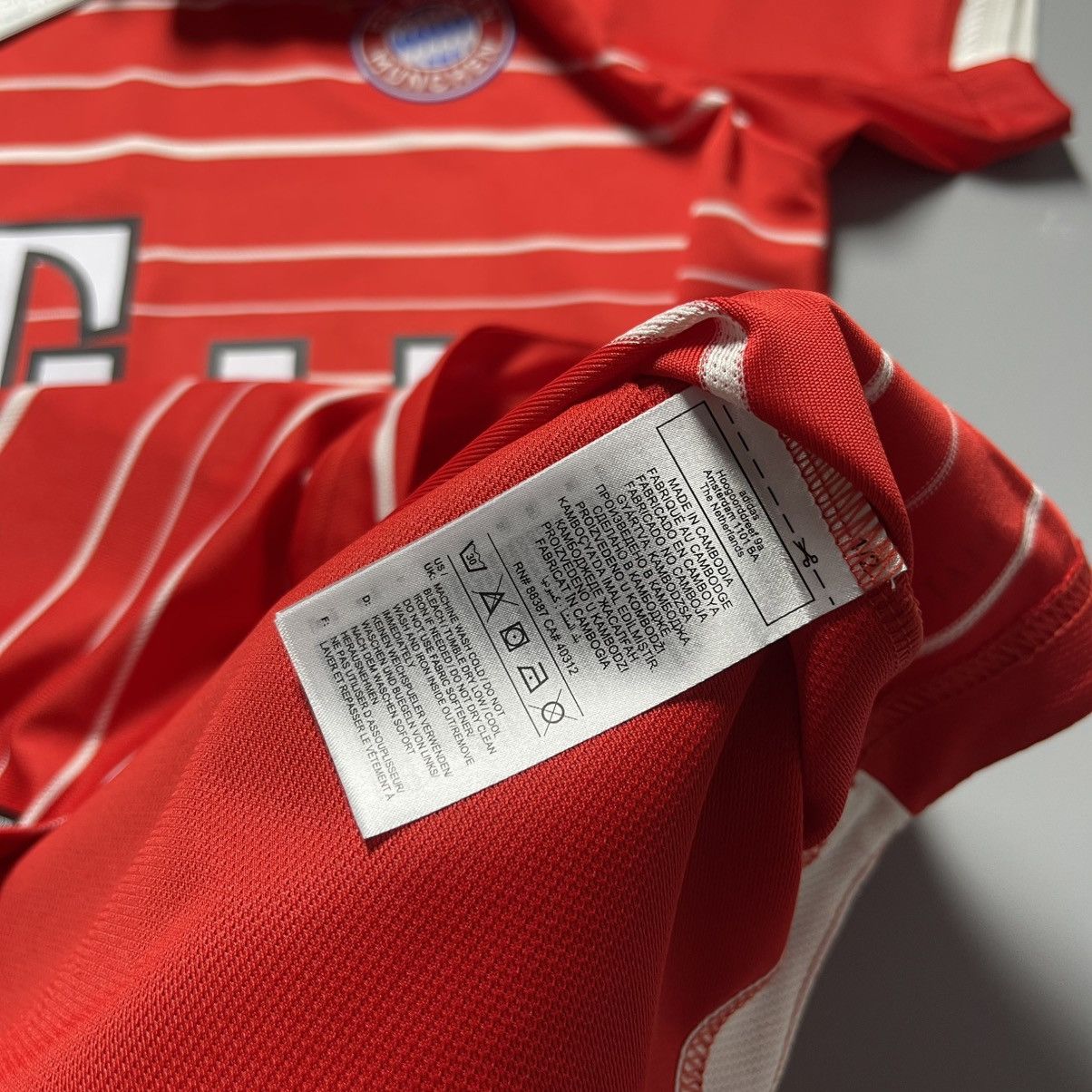 Adidas BAYERN ADIDAS 2022/2023 FOOTBALL SOCCER HOME JERSEY Size US M / EU 48-50 / 2 - 10 Thumbnail
