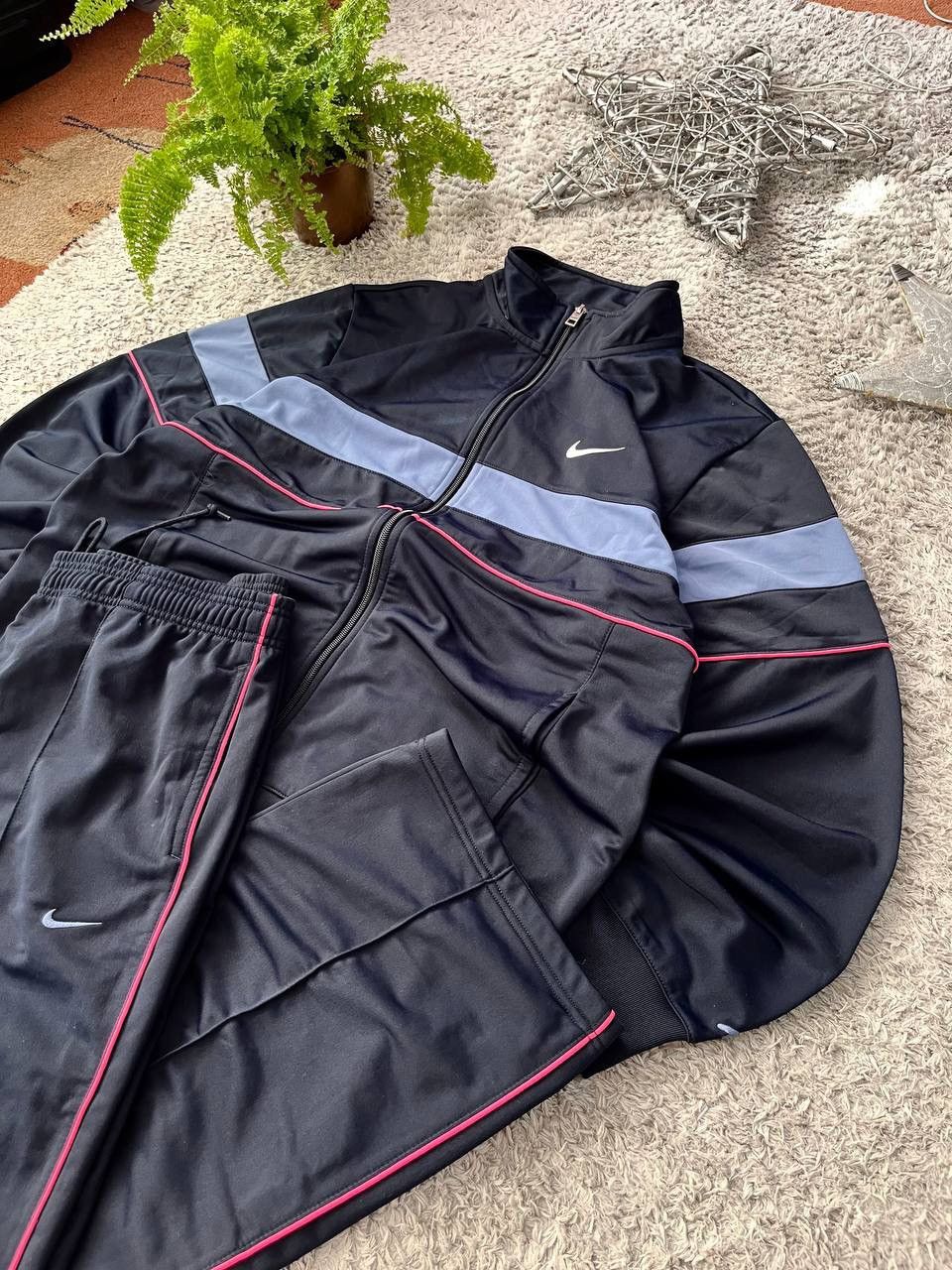 Nike × Vintage Nike Vintage Suit Streetwear Swoosh Logo 00s Rare Size US L / EU 52-54 / 3 - 2 Thumbnail