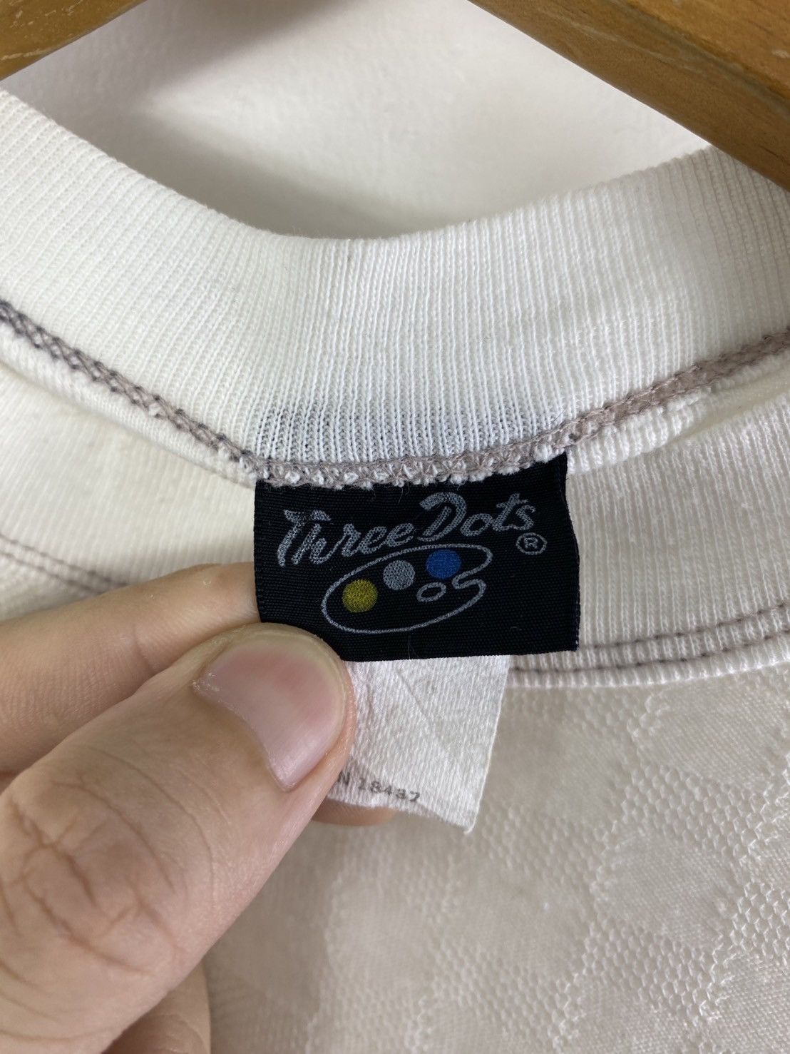 Vintage Vintage 80s Three Dots Tag Graphic Tee Size US M / EU 48-50 / 2 - 3 Thumbnail