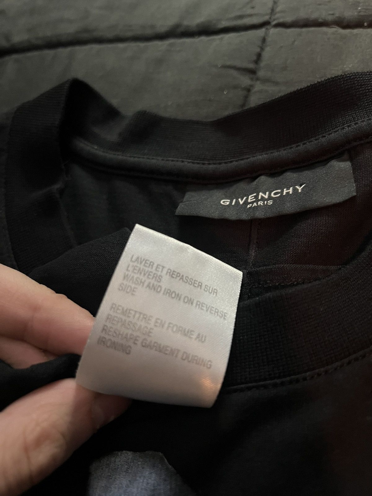 Givenchy FW12 Givenchy Shark T Shirt Size Small Size US S / EU 44-46 / 1 - 5 Thumbnail