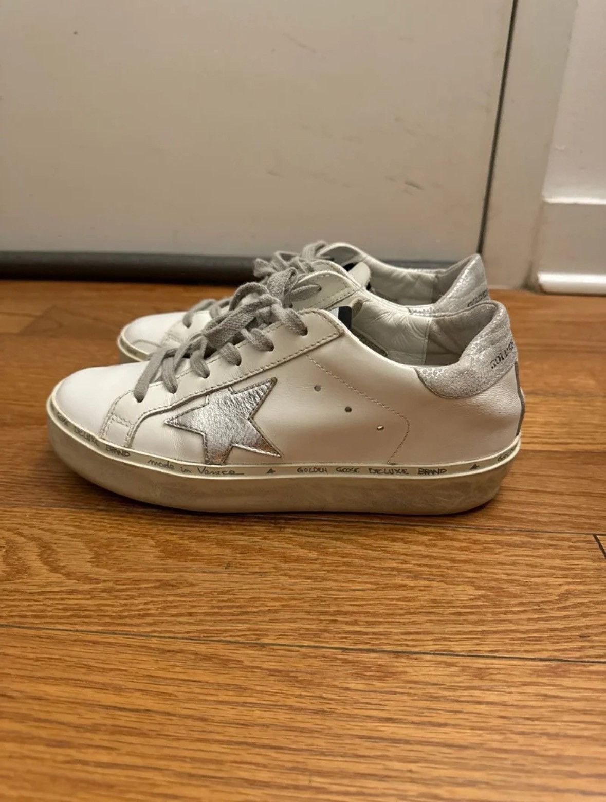 Golden Goose golden goose size 6.5(37) Size US 6.5 / IT 36.5 - 1 Thumbnail