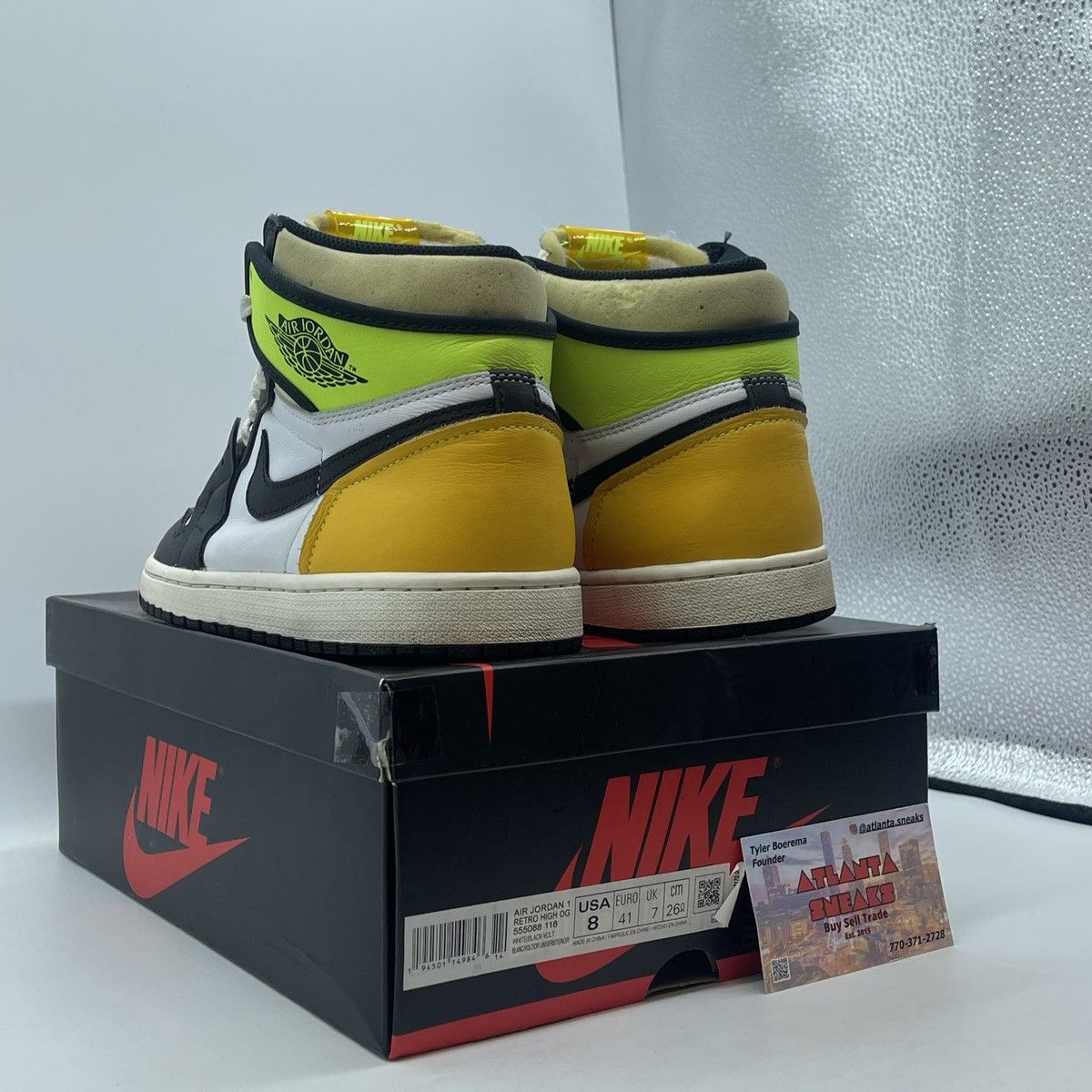 Jordan Brand Air Jordan 1 high volt gold Size US 8 / EU 41 - 4 Thumbnail