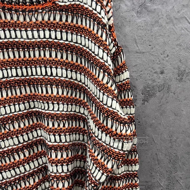 Loewe Loewe Back leather tag vintage knit sweater Size S / US 4 / IT 40 - 3 Thumbnail